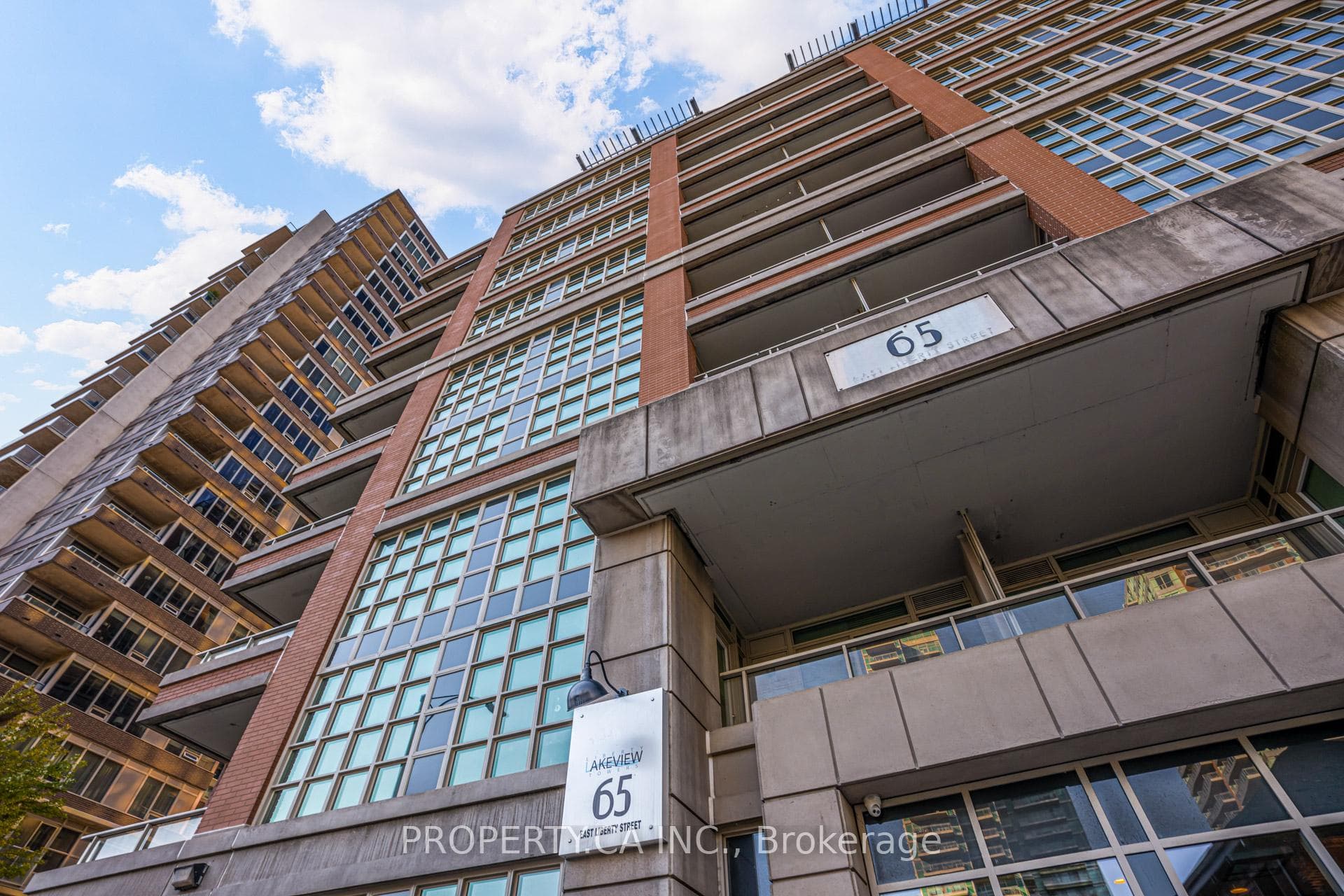 65 East Liberty Street Unit 1101 photo 4