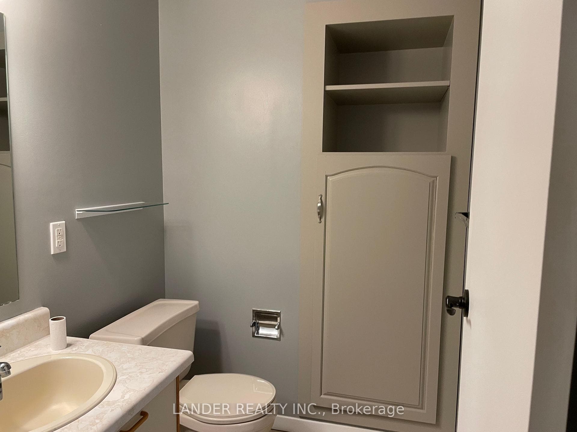 2 Piece Bathroom