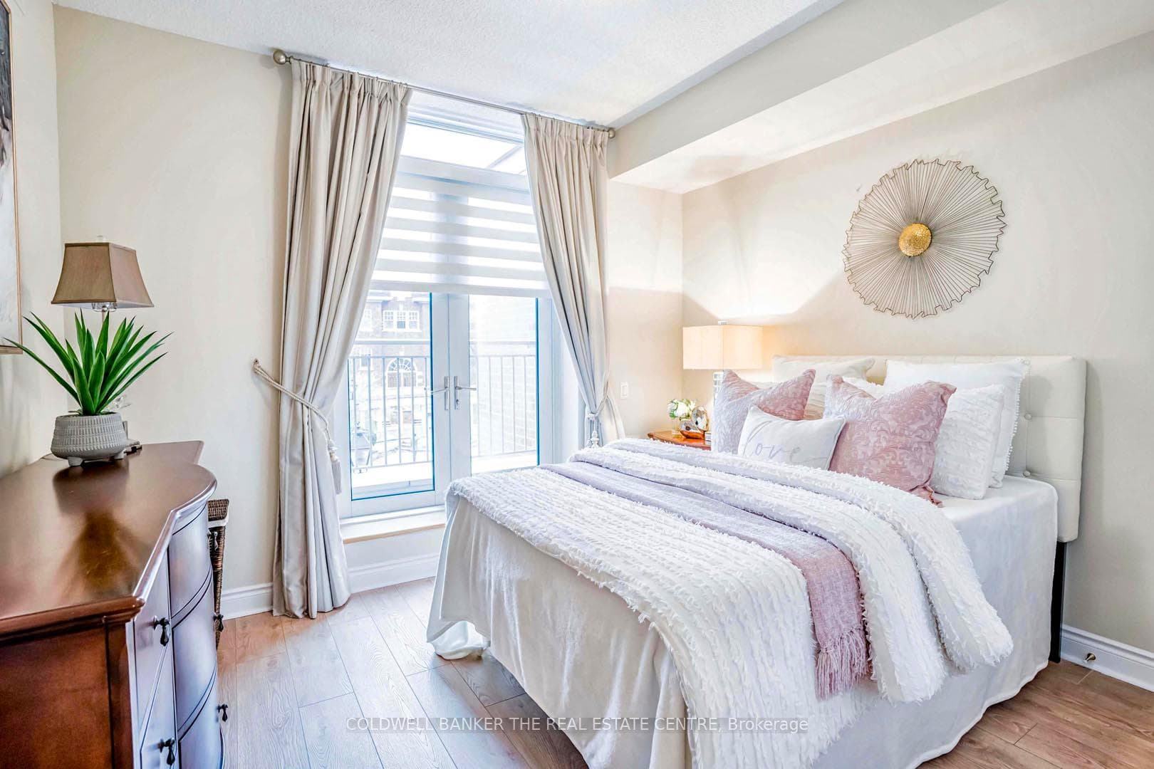 10101 Yonge Street Unit 305 photo 16