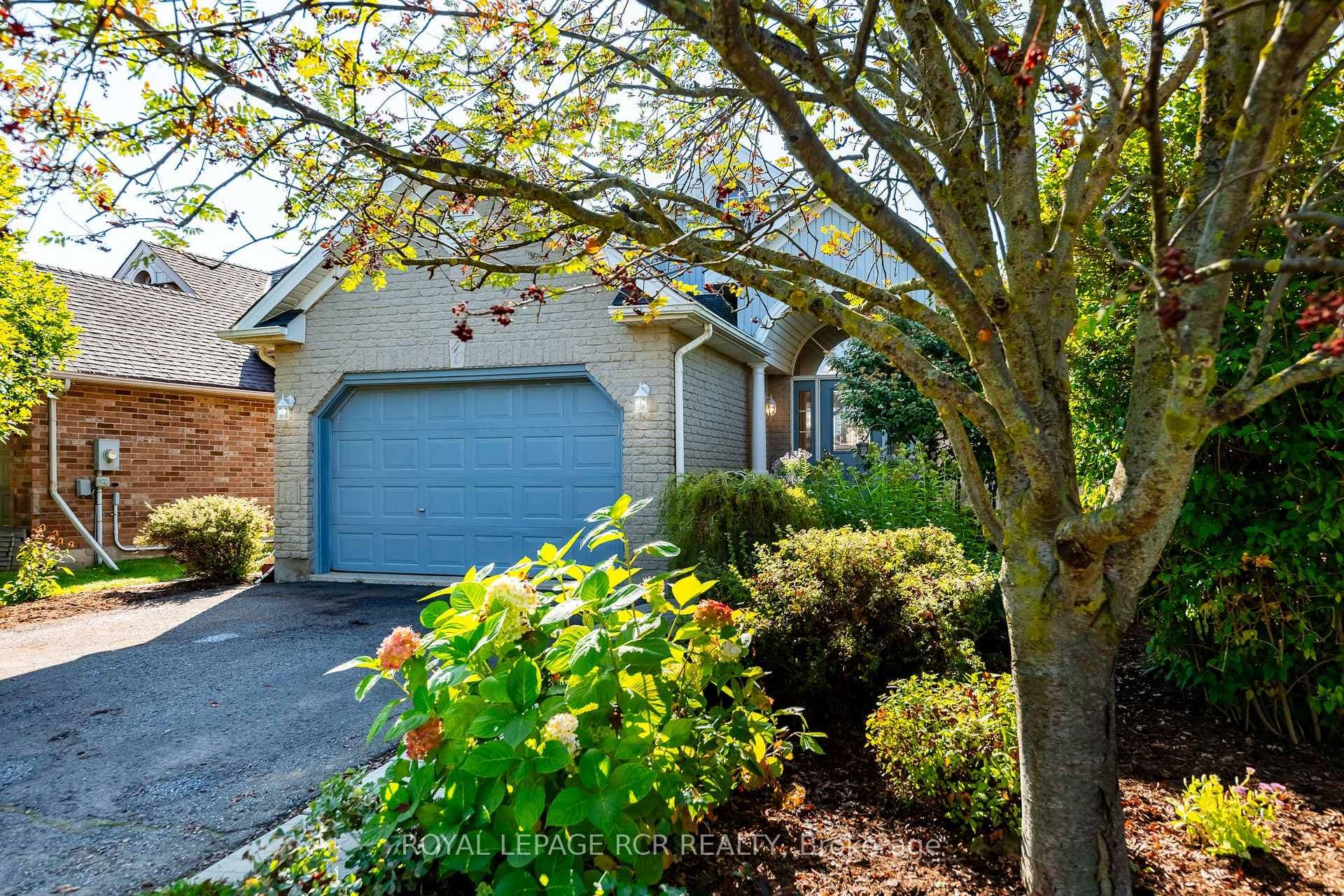 40 Appleton Drive photo 2