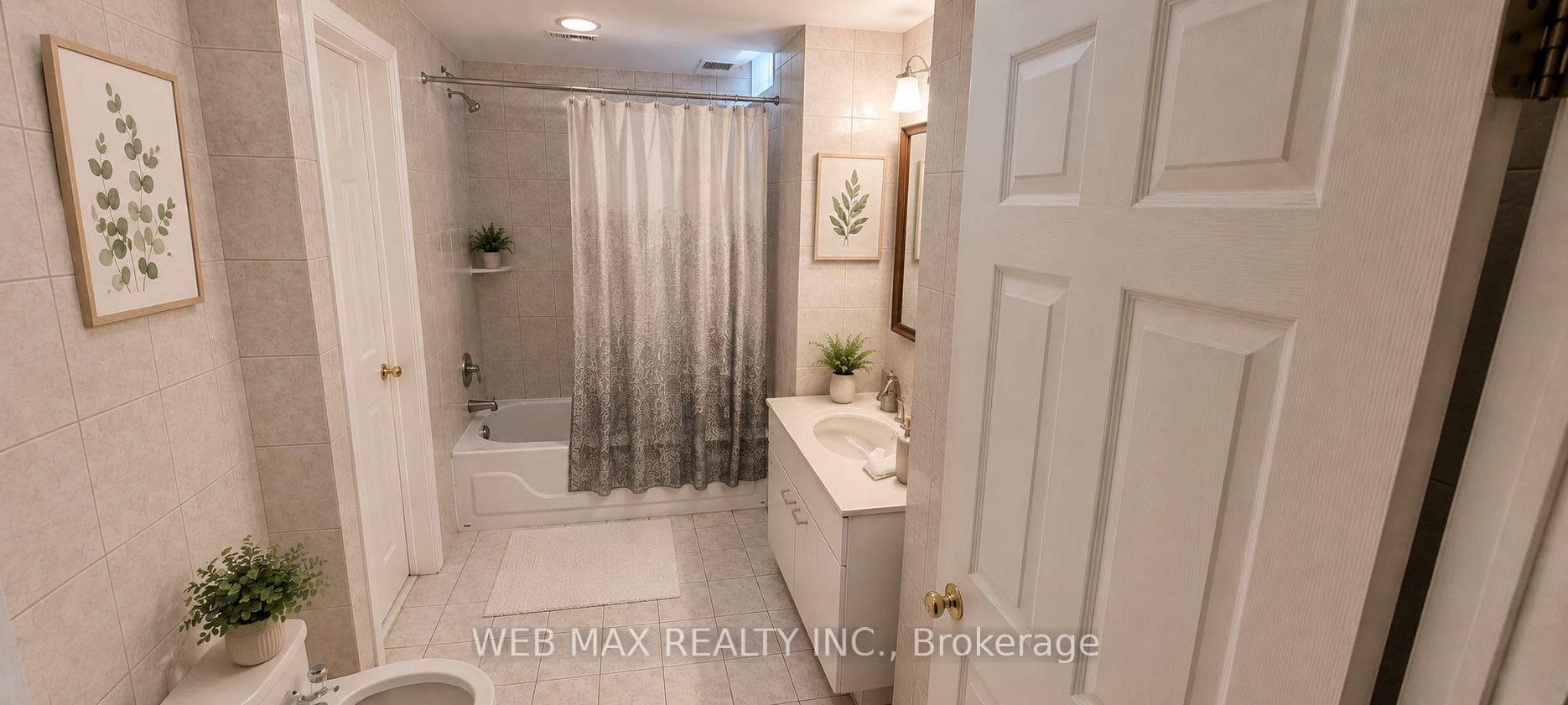 4pc bathroom in basement