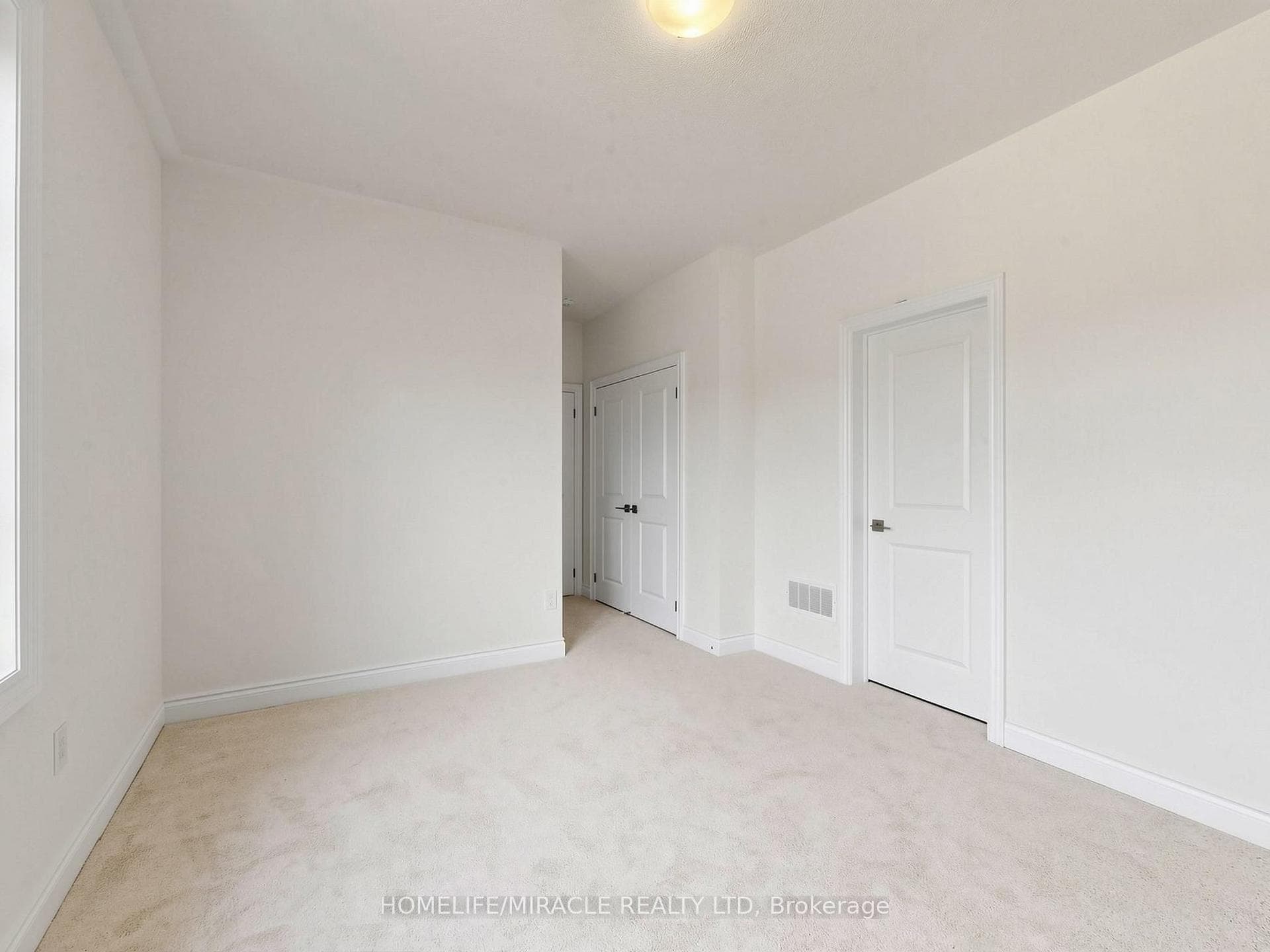8 Ralston Court photo 34
