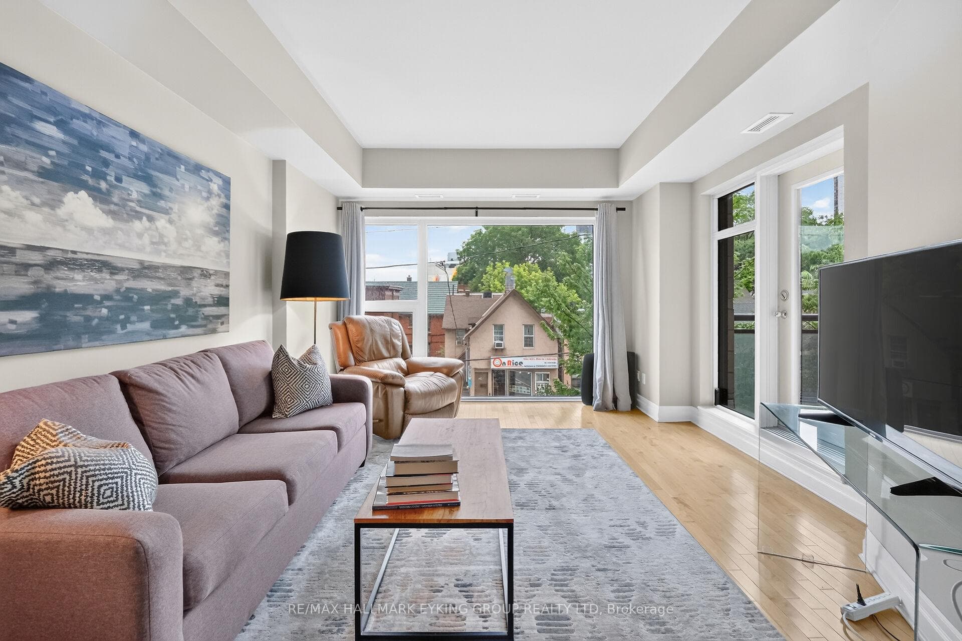 245 Kent Street Unit 301 photo 10