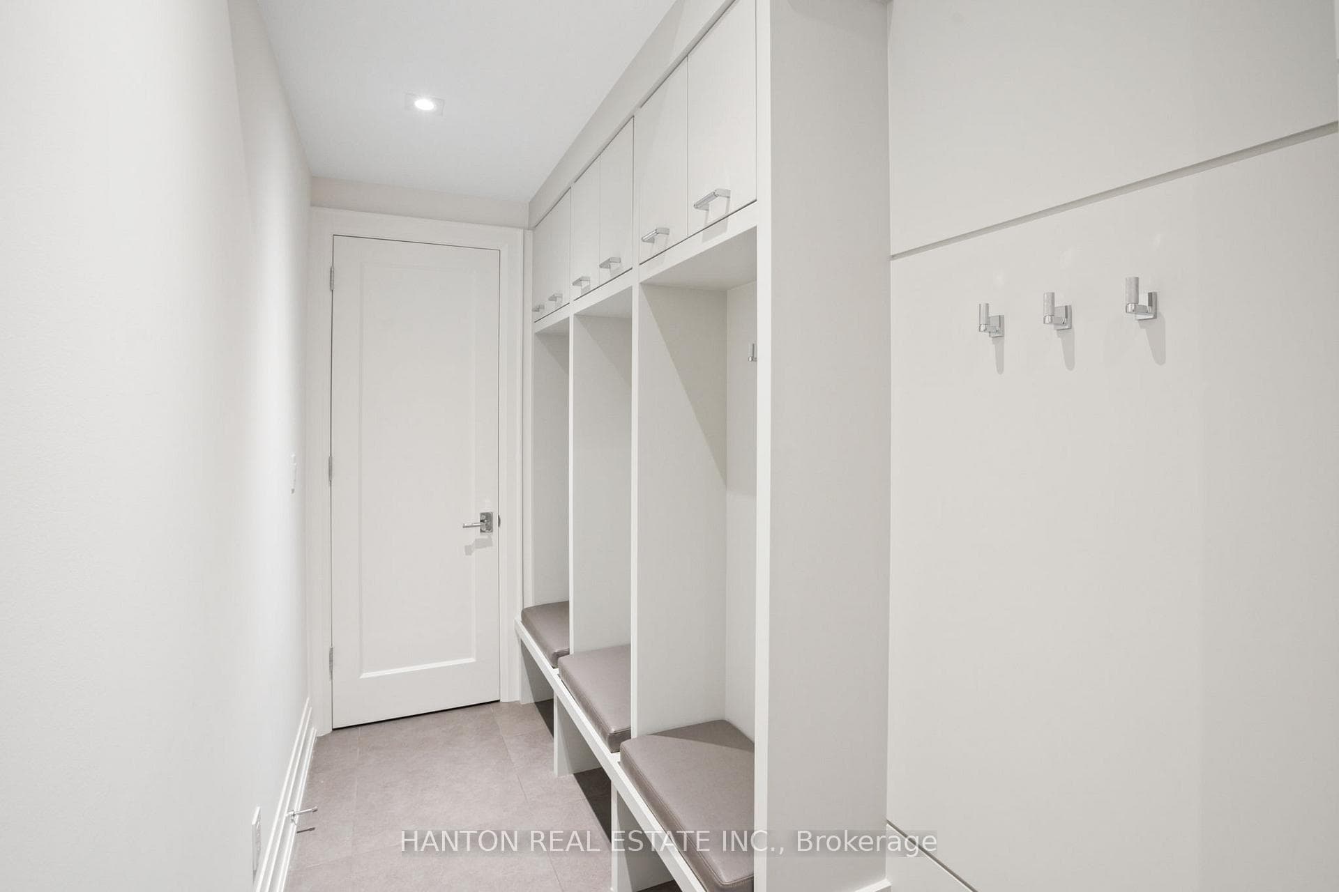 Additional Walk In Closet, Coat & Shoe Storage
