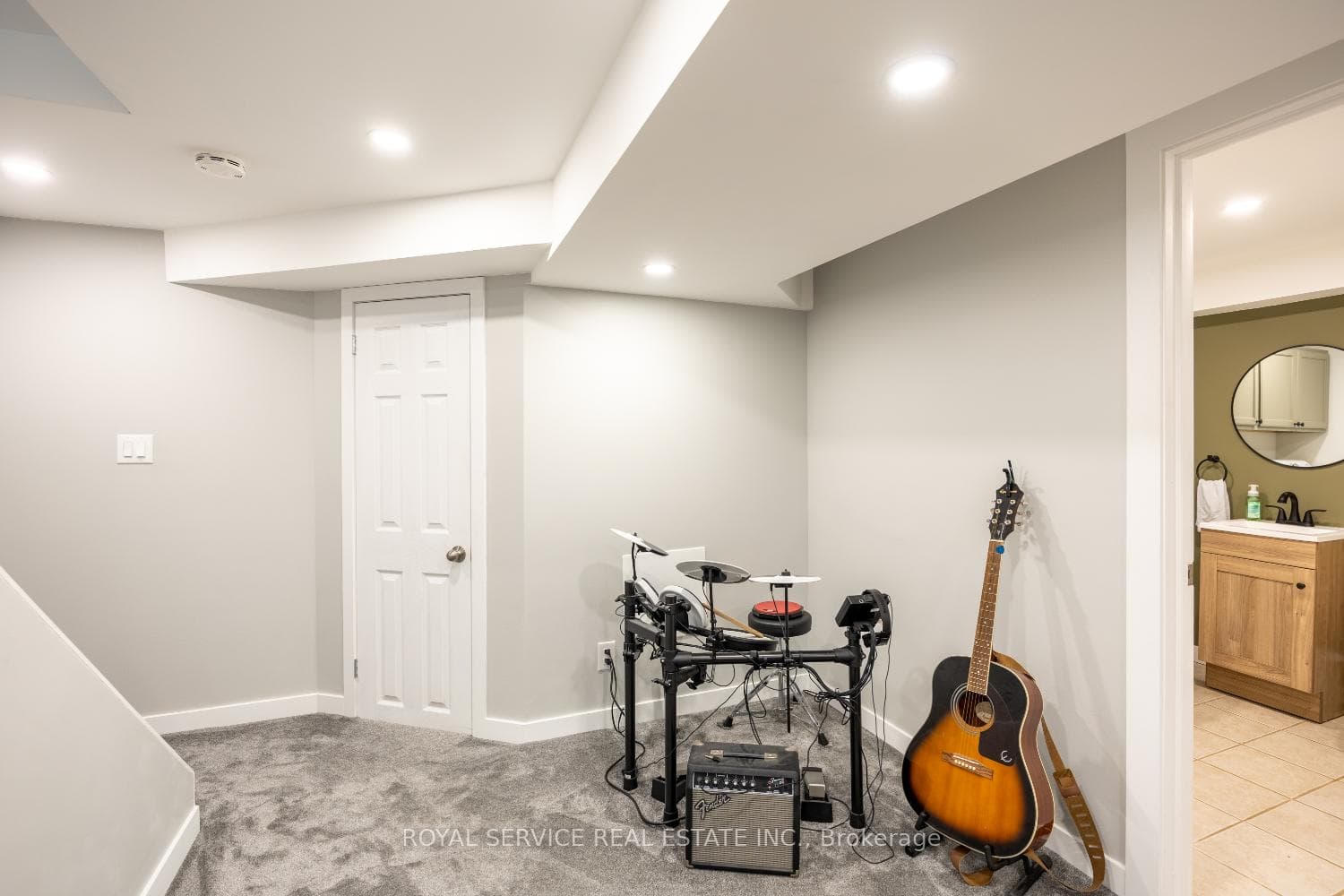 Rec room