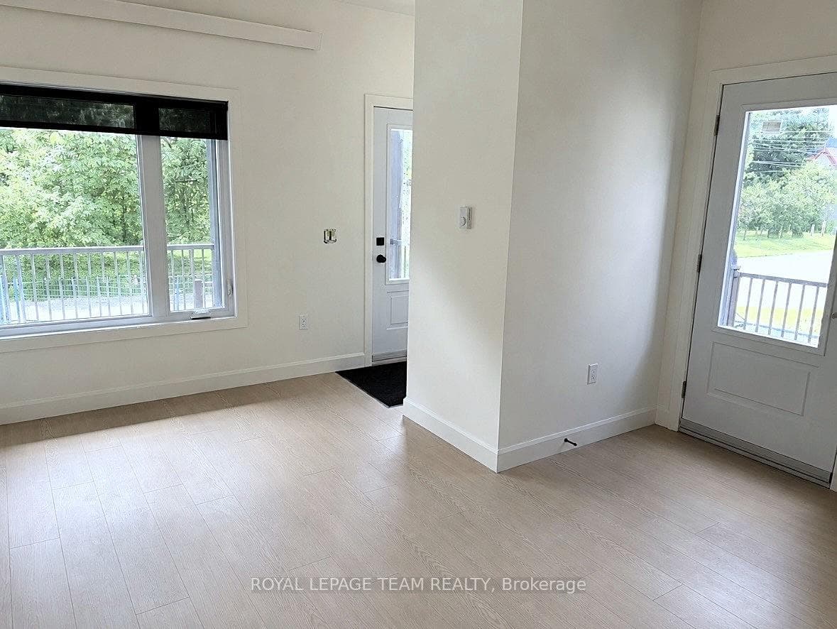245 Bradford Street Unit A photo 2