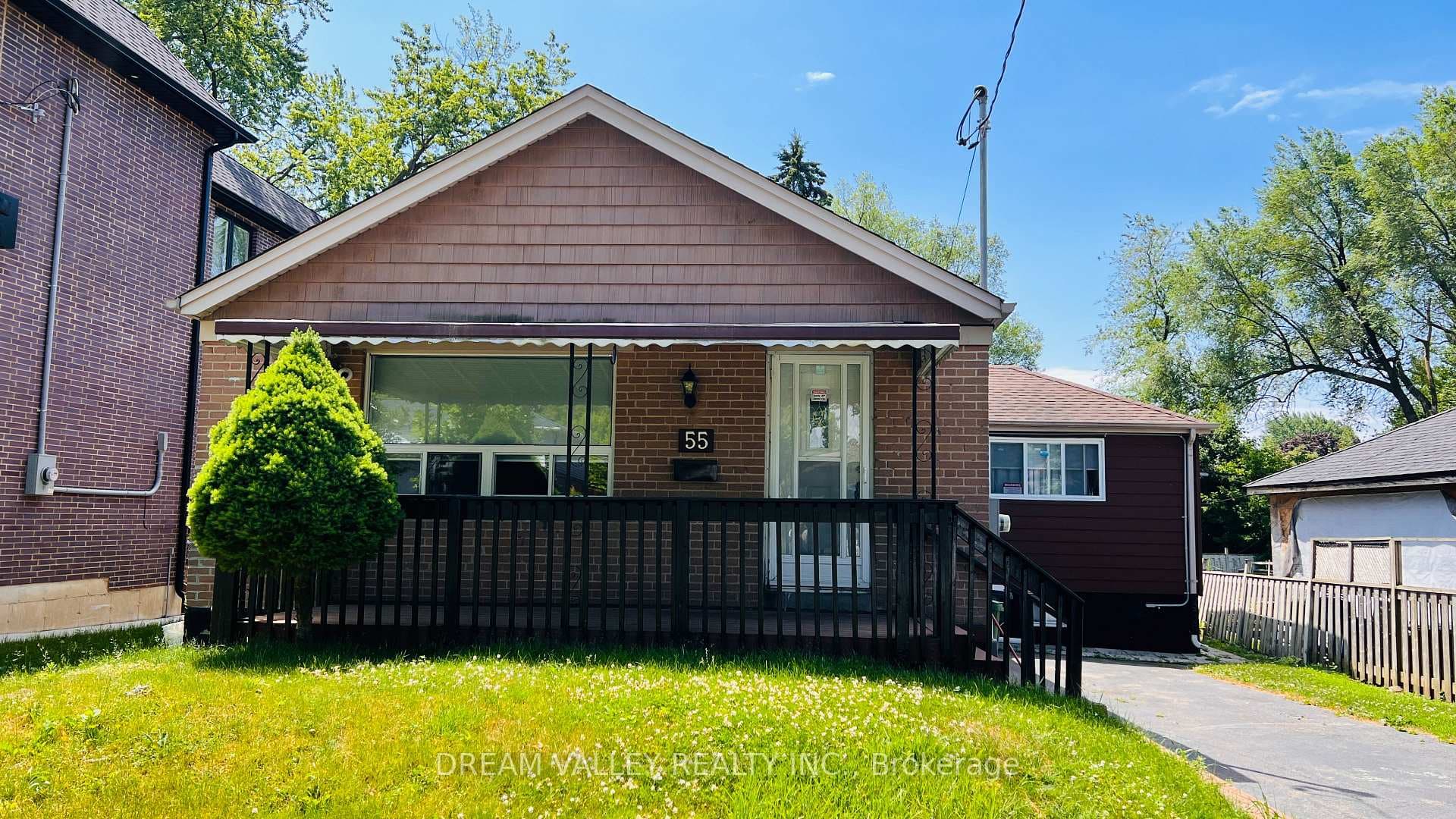 55 Colonial Avenue Unit MAIN photo 1