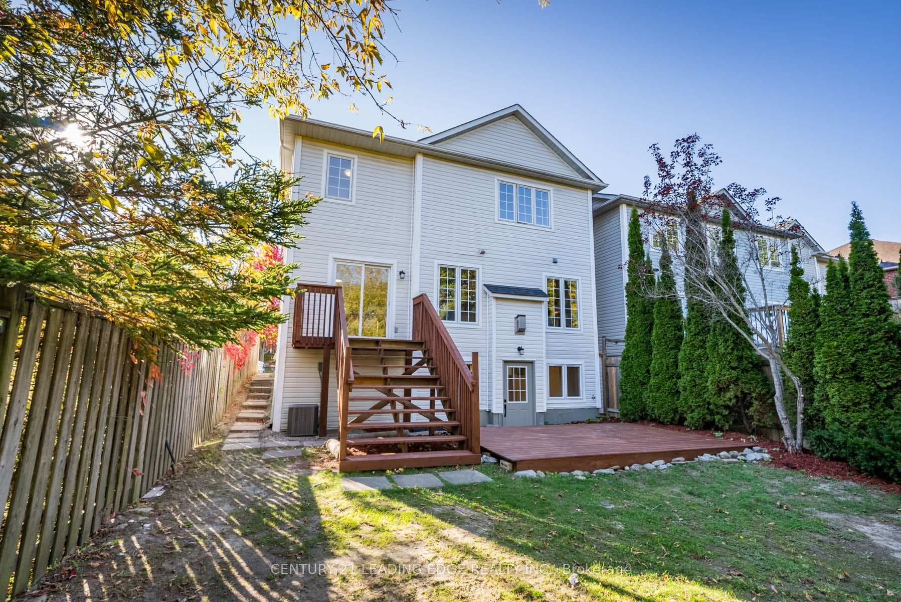 21 Hulley Crescent photo 38