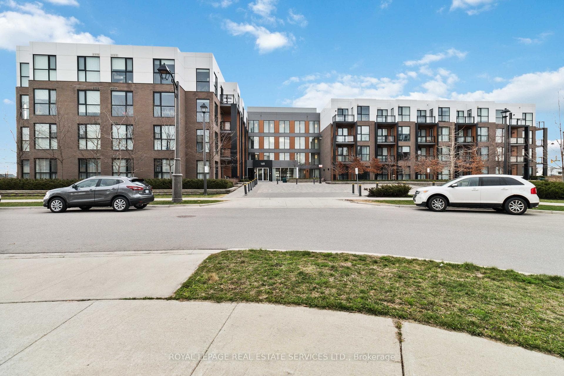 168 Sabina Drive Unit 302 photo 1