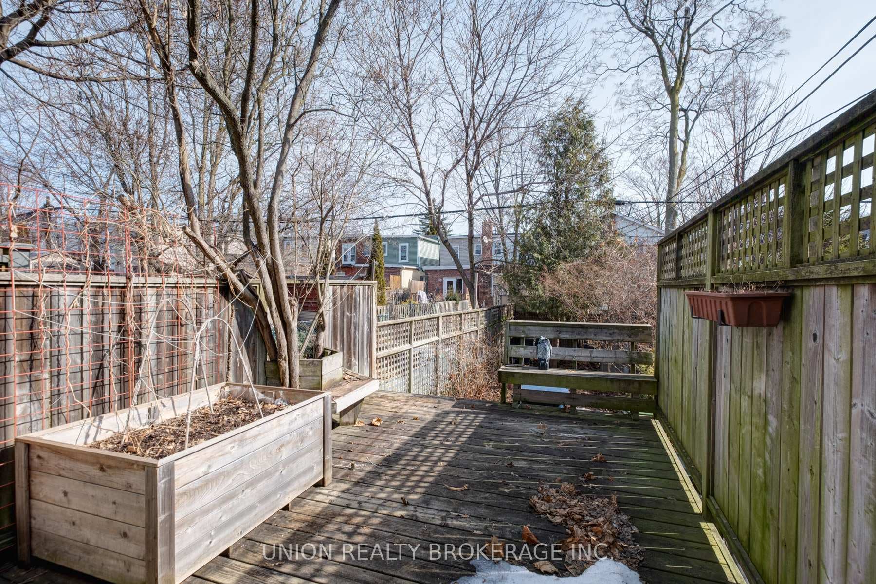 49 Bastedo Avenue photo 34