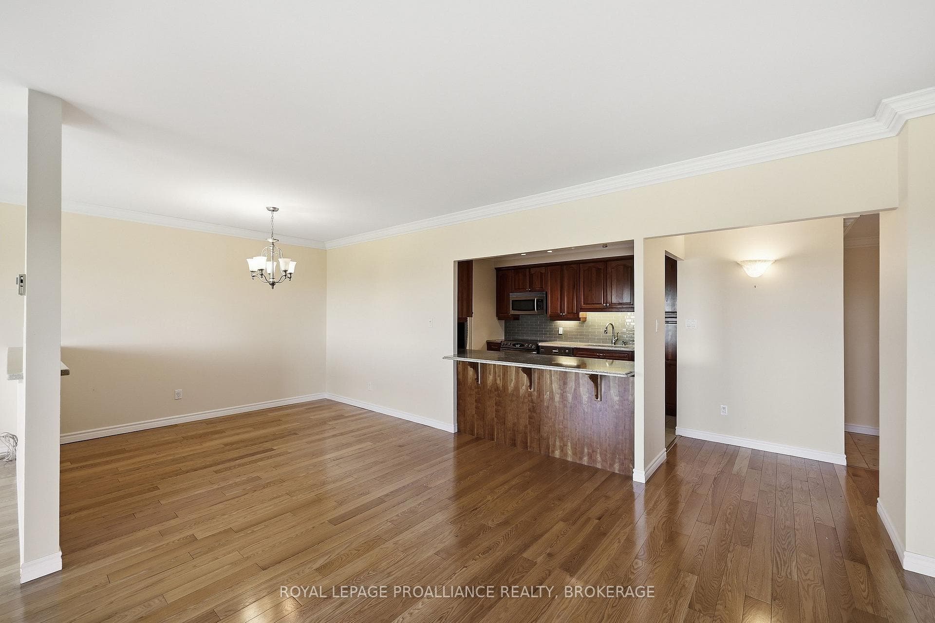 1000 King Street Unit 1302 photo 24