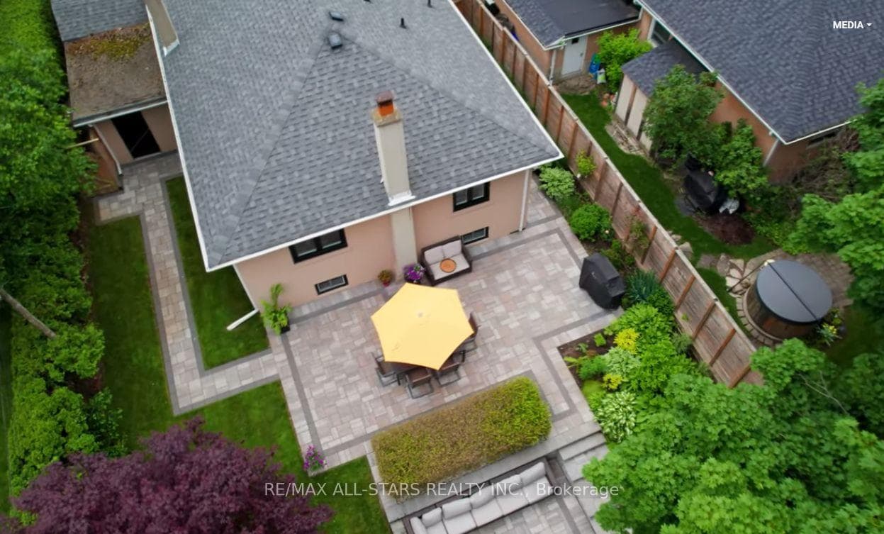 23 Duncairn Drive photo 34