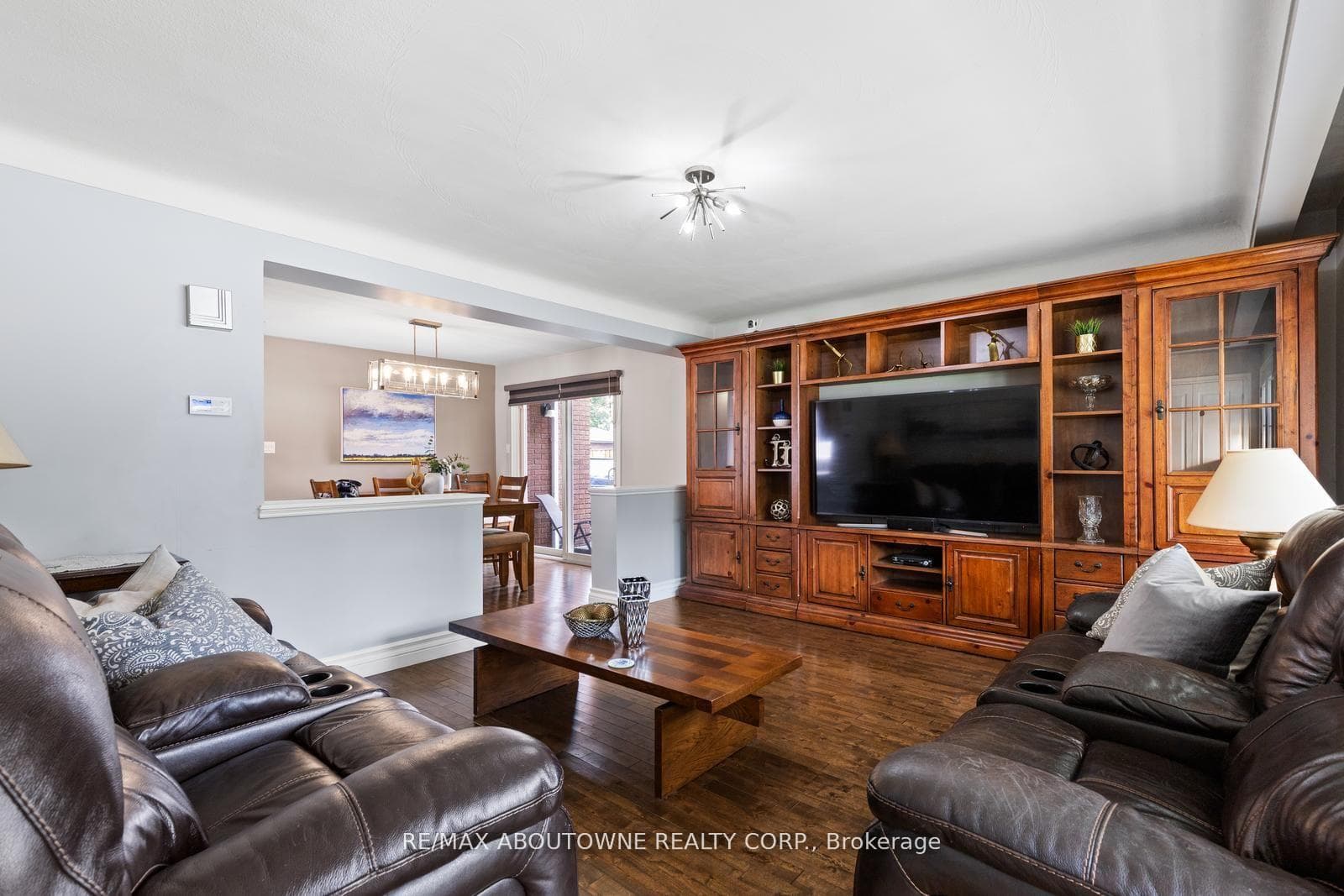 65 Gainsborough Road photo 4