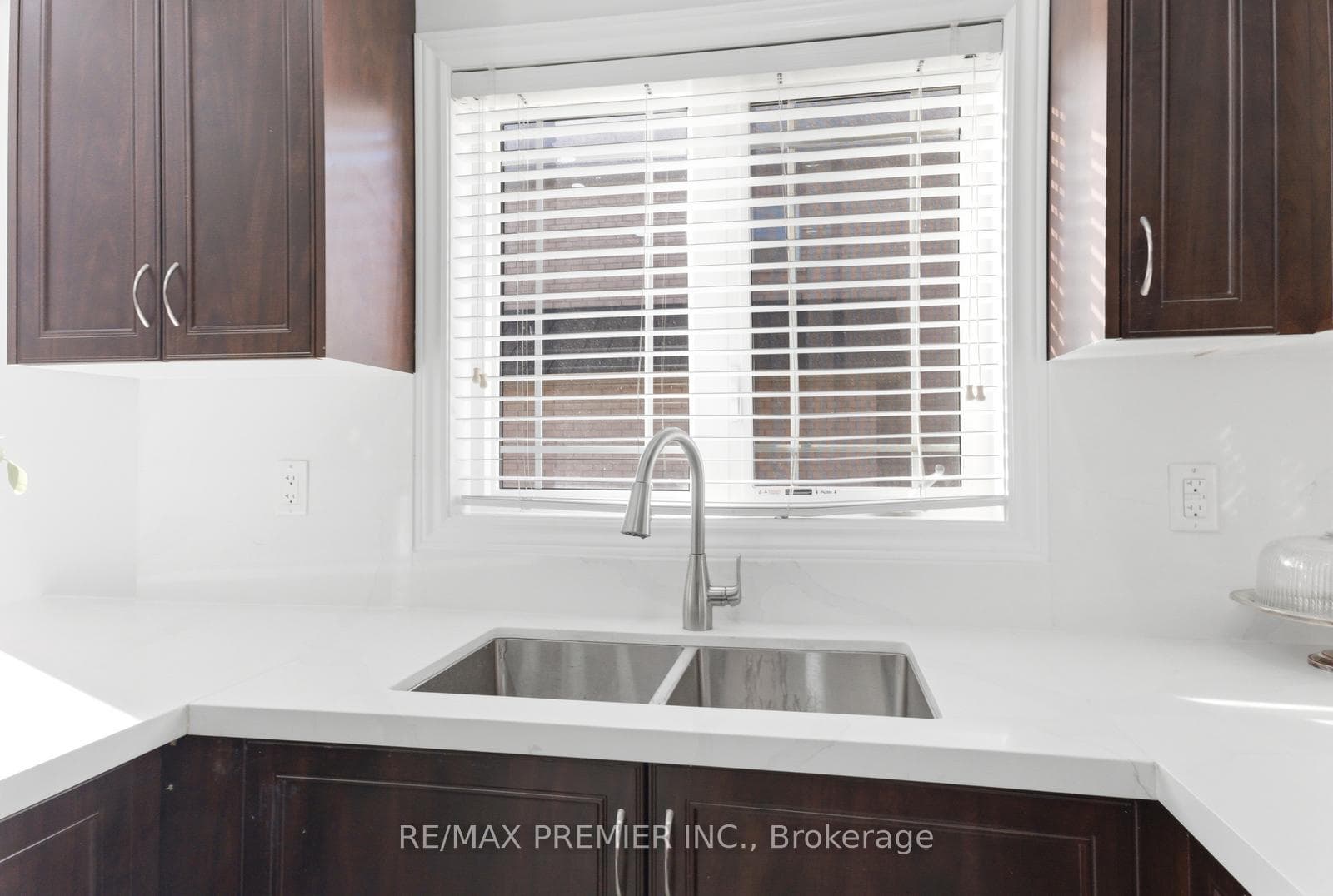 122 Mckenzie Way photo 16