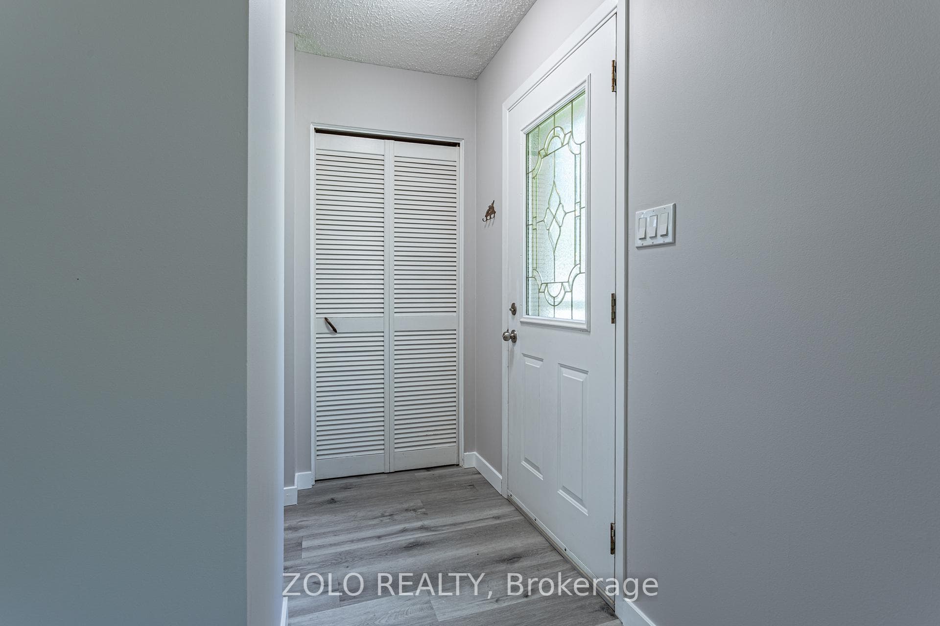 170 Speight Boulevard photo 5