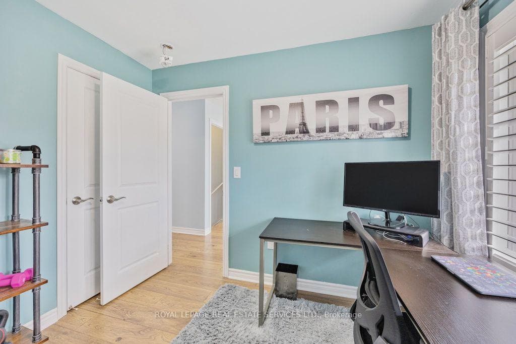 74 Robert Street photo 21