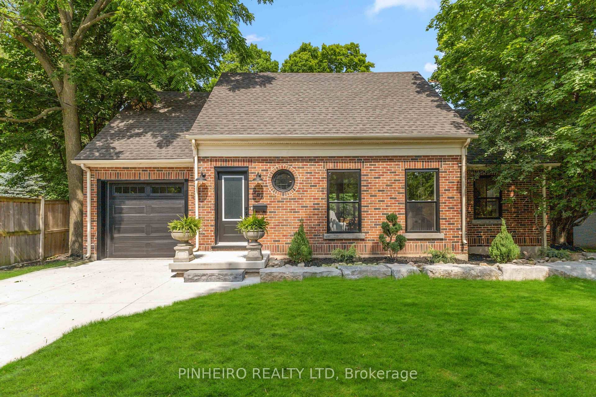 703 Riverside Drive photo 1