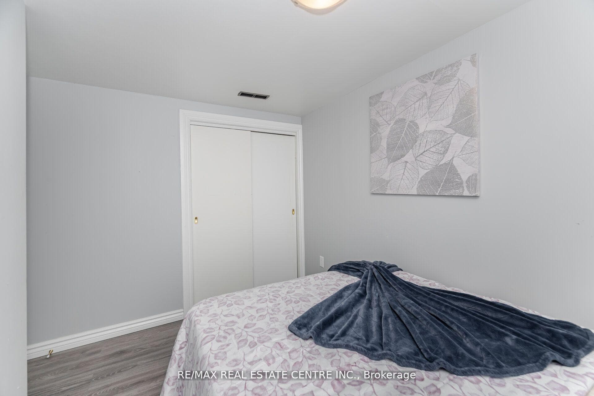 19 Seneca Drive photo 37