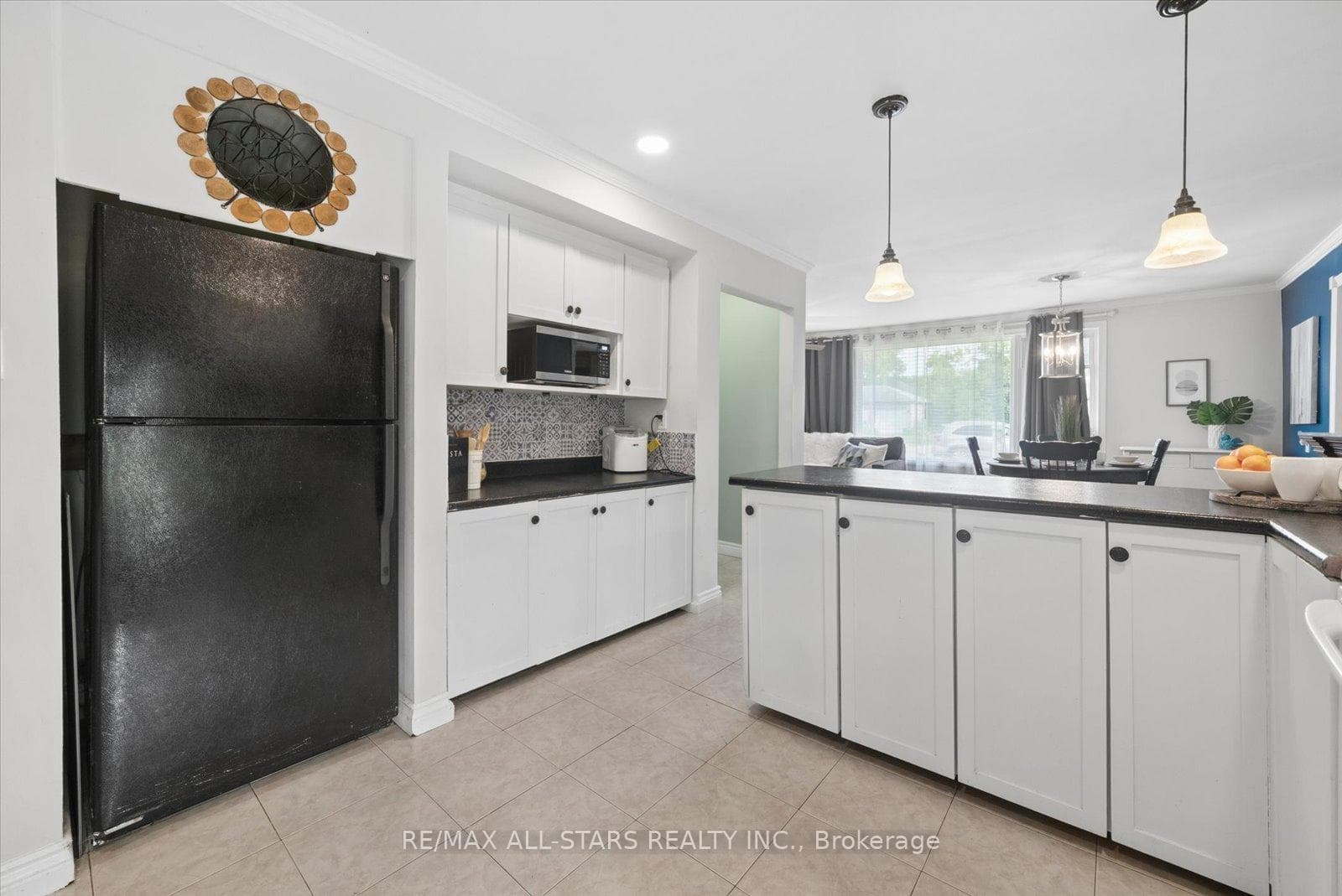 340 Walter Drive photo 17