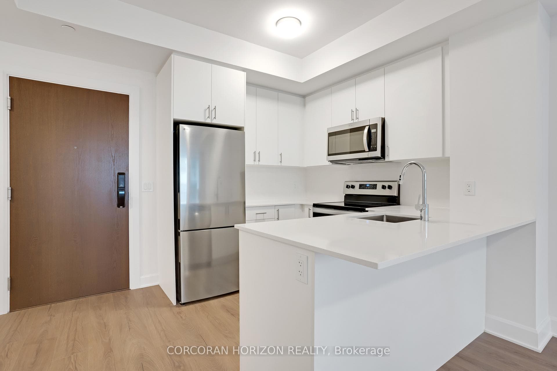 3240 William Coltson Avenue Unit 213 photo 8