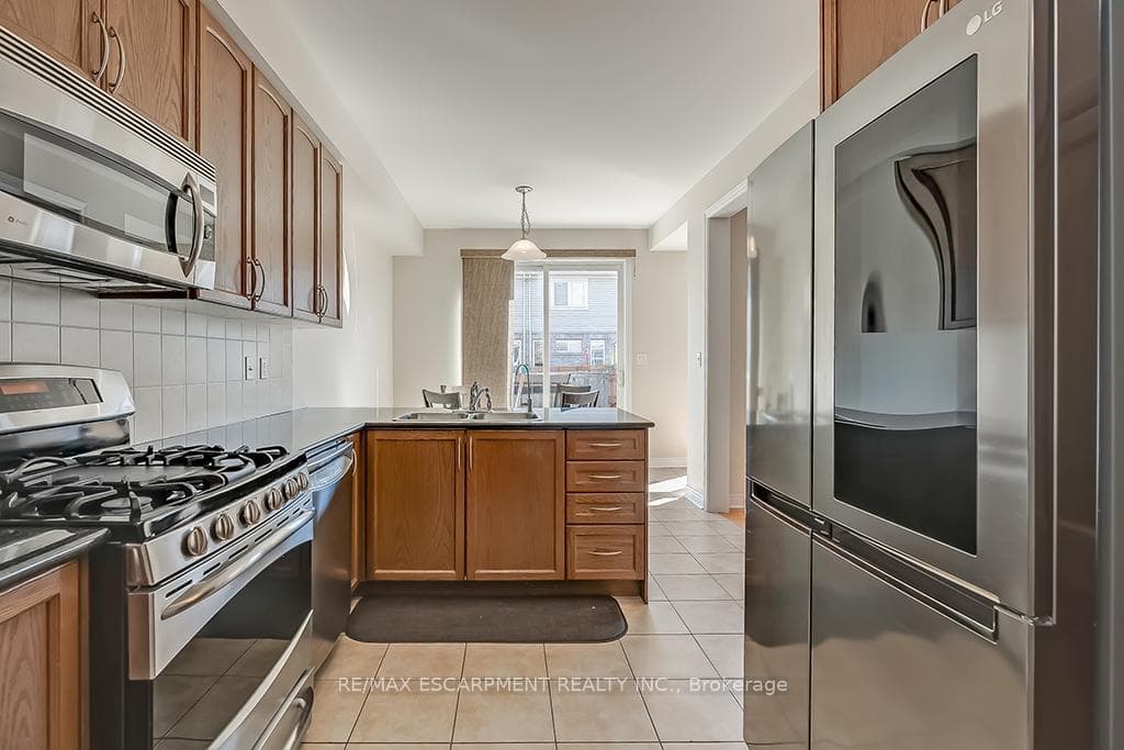 2019 Trawden Way Unit 43 photo 8