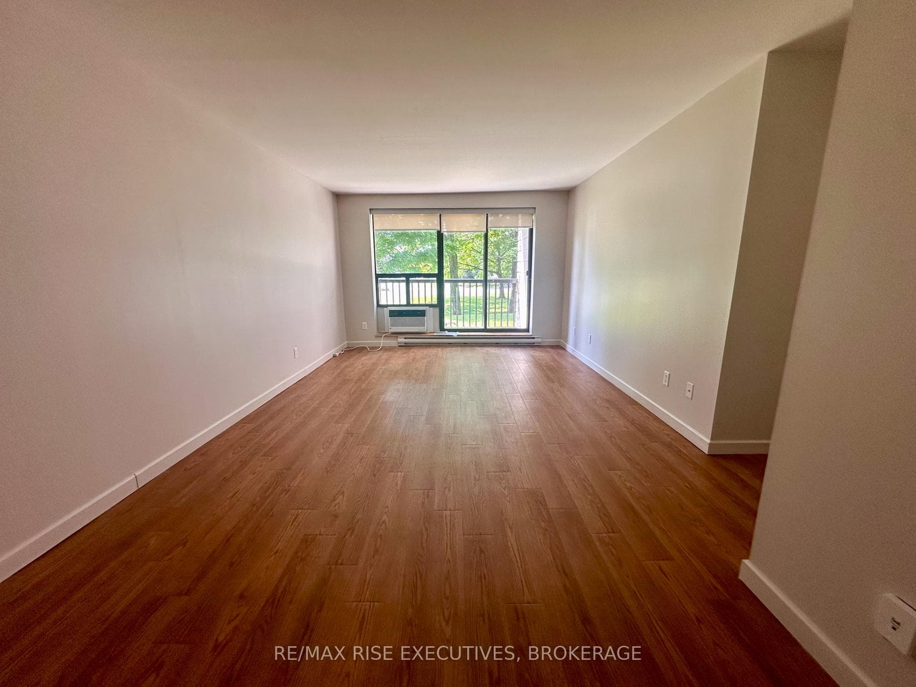 1020 Pembridge Crescent Unit 119 photo 2