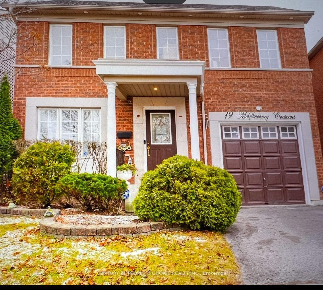 19 McSweeney Crescent photo 2