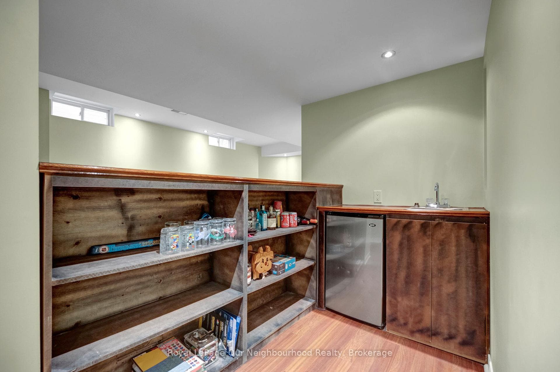 84 Swindells Street photo 32