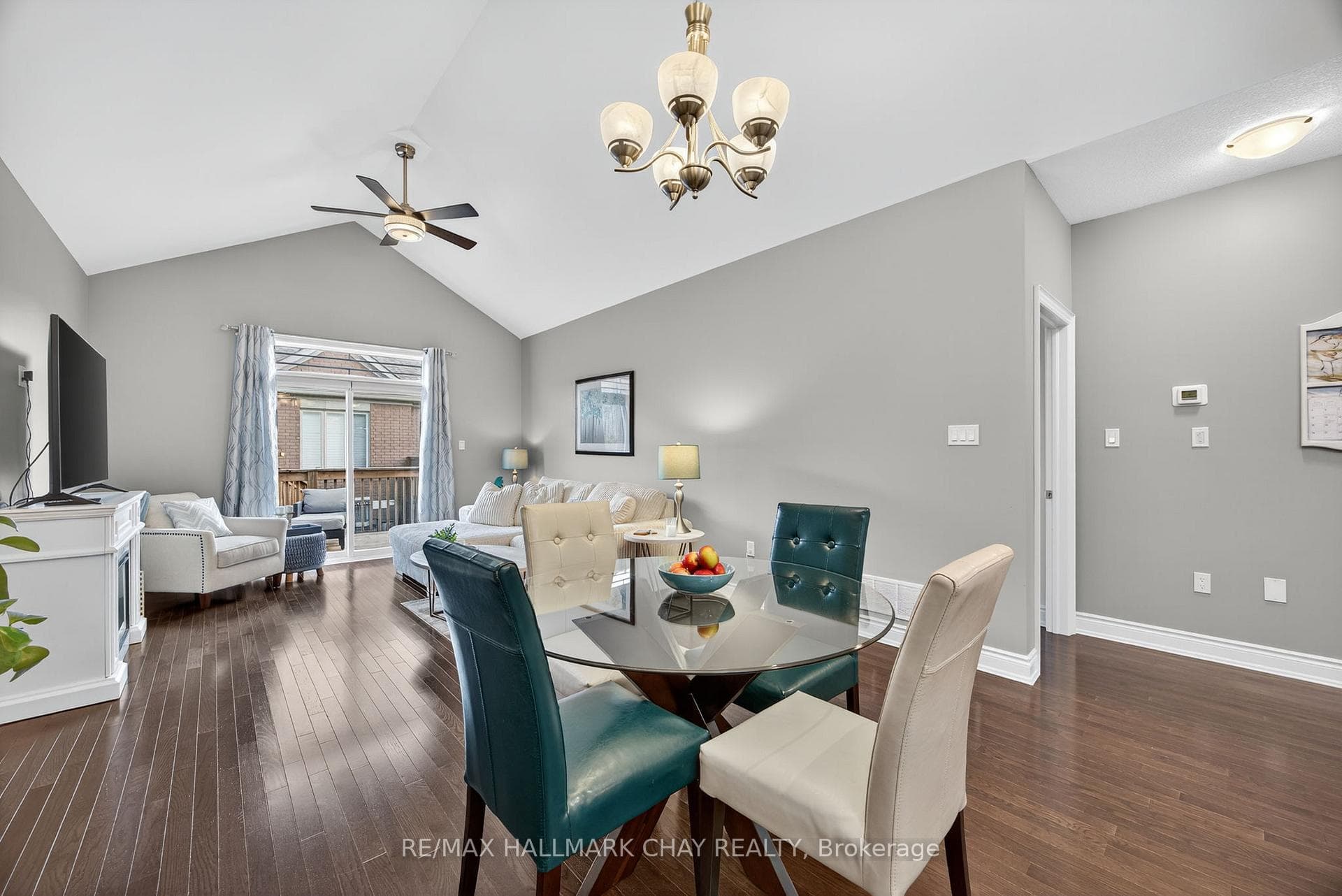 63 Summerhill Drive photo 9