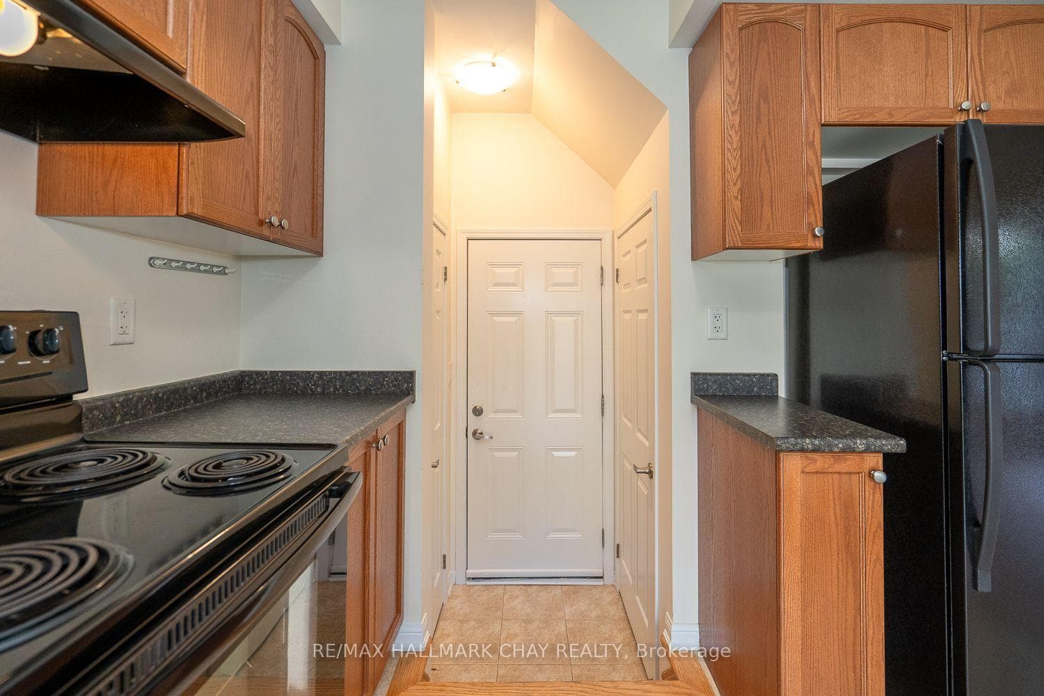 20 Steele Street photo 15