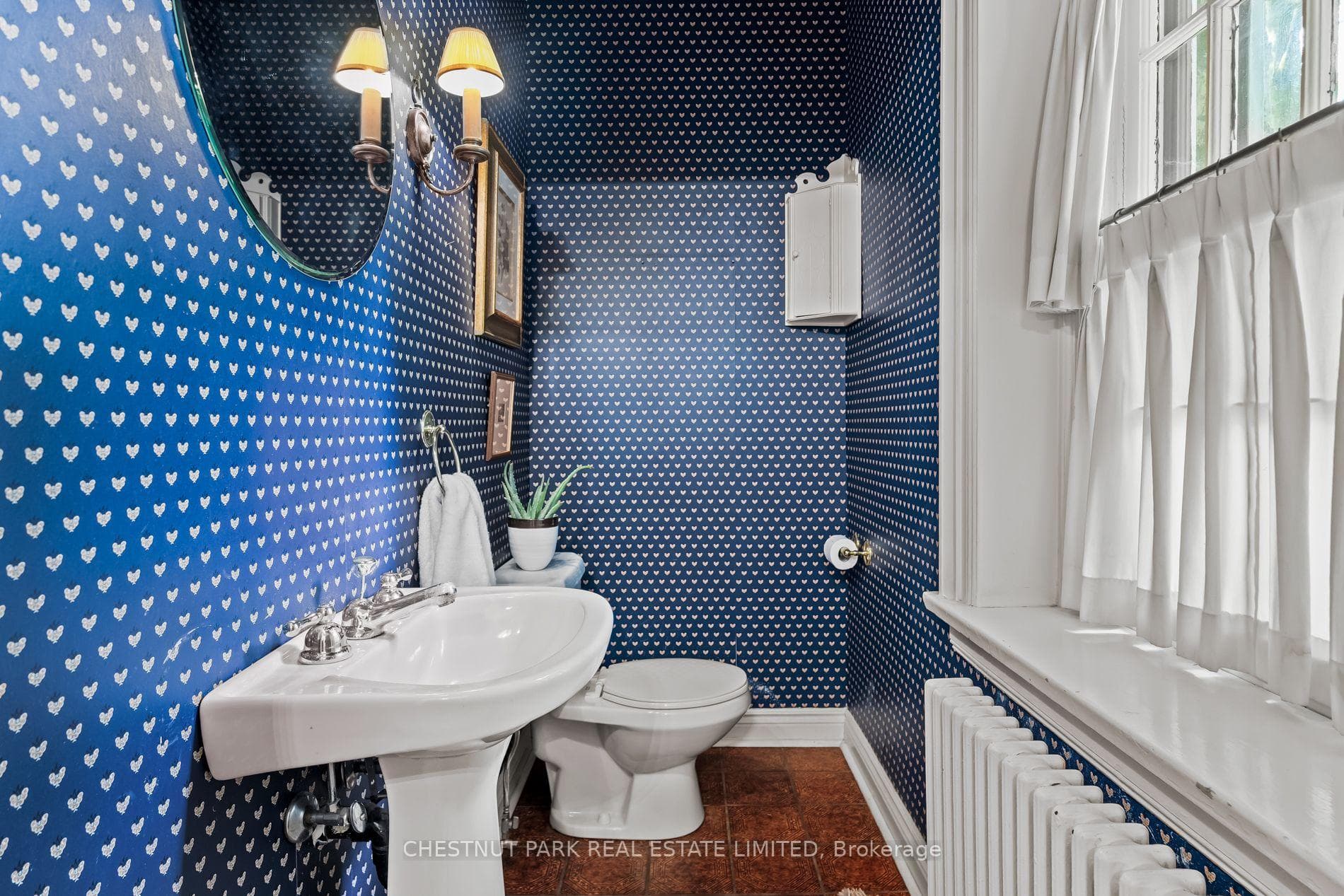 Powder room