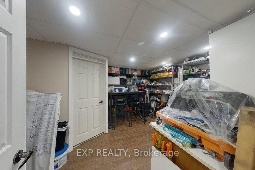 17 Gibson Drive Unit 2 photo 44