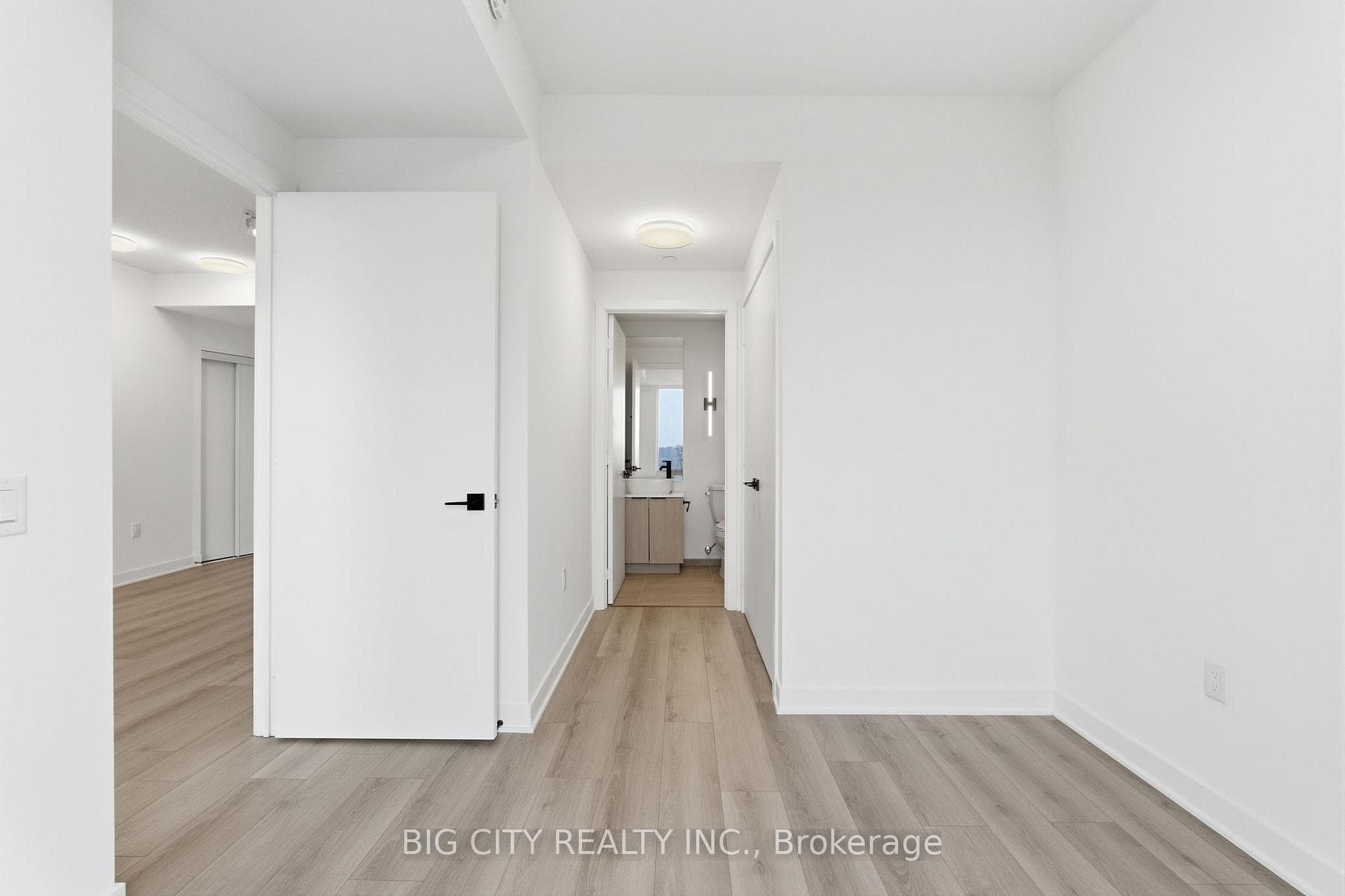 1185 Dupont Street Unit 2009 photo 17