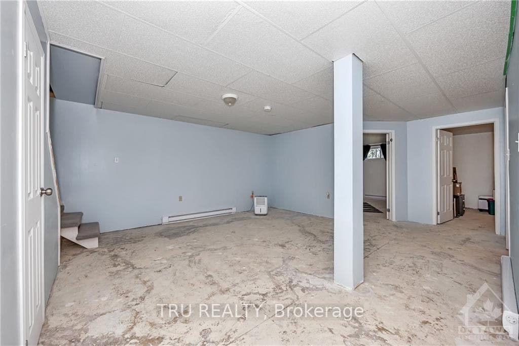 557 BOLT Street photo 22