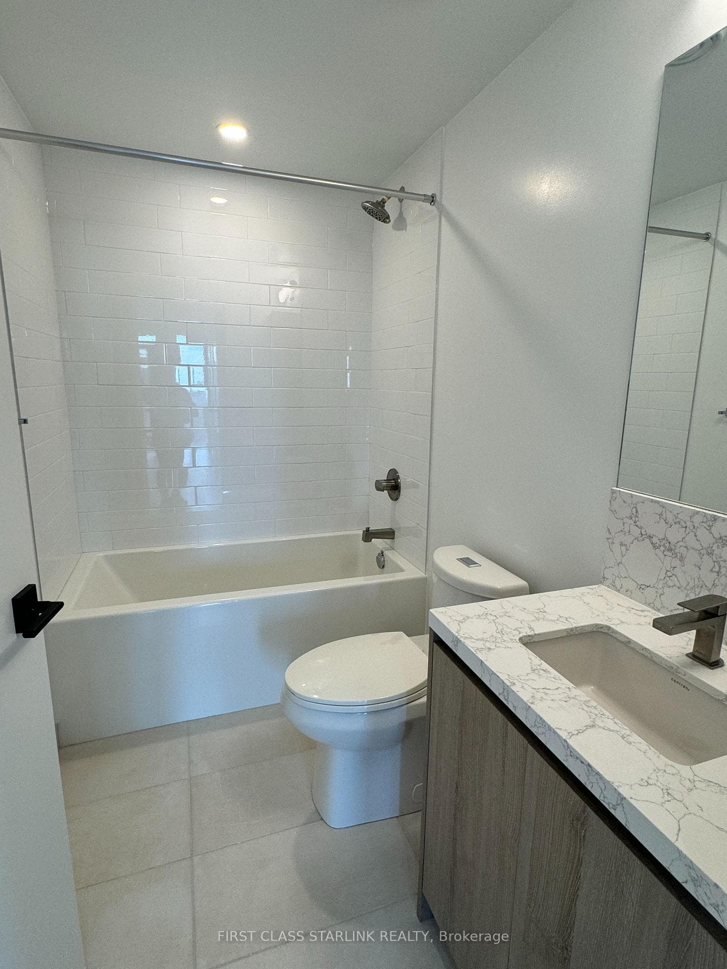 319 Jarvis Street Unit 4305 photo 13