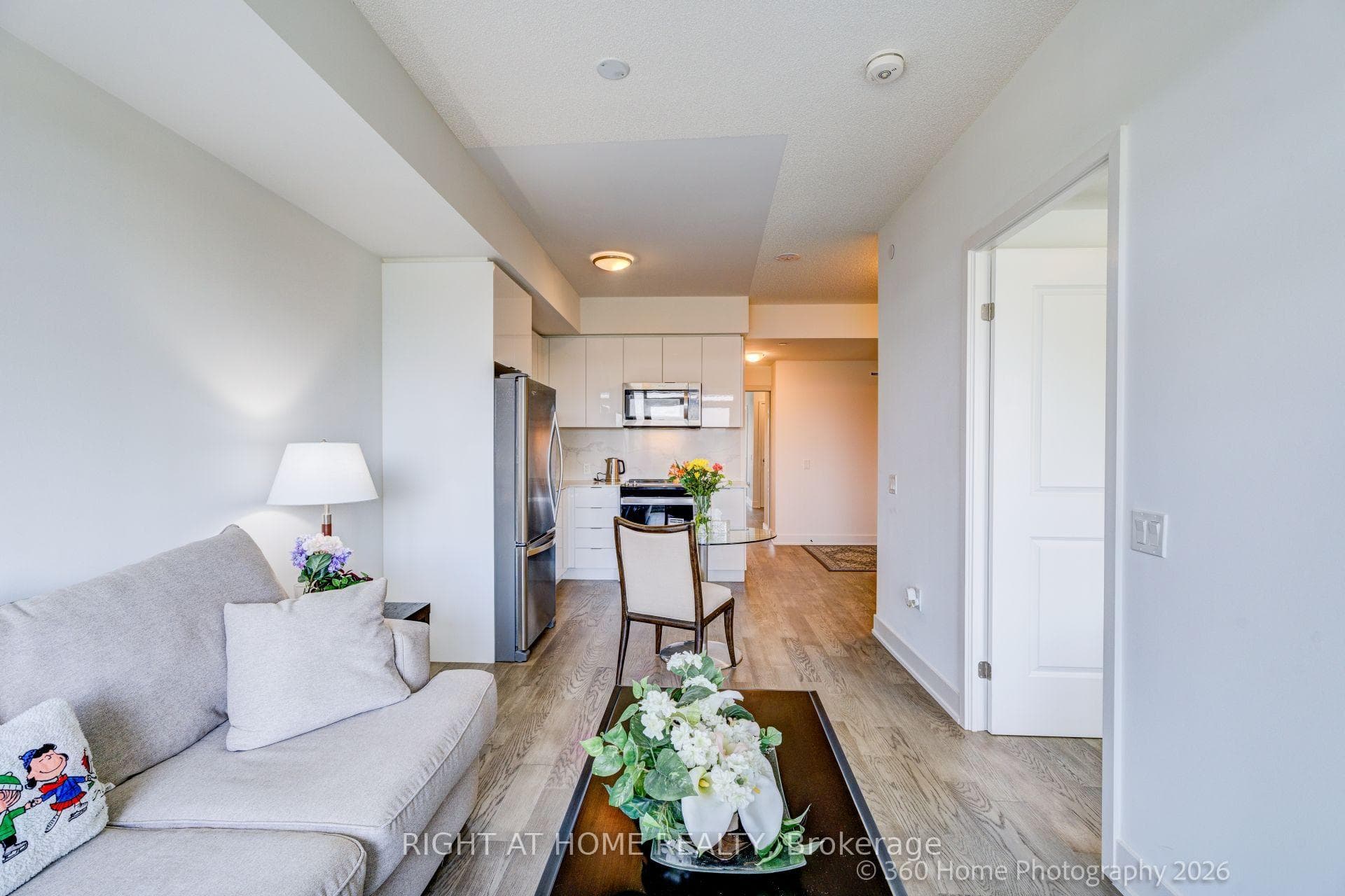 202 Burnhamthorpe Road Unit 505 photo 15