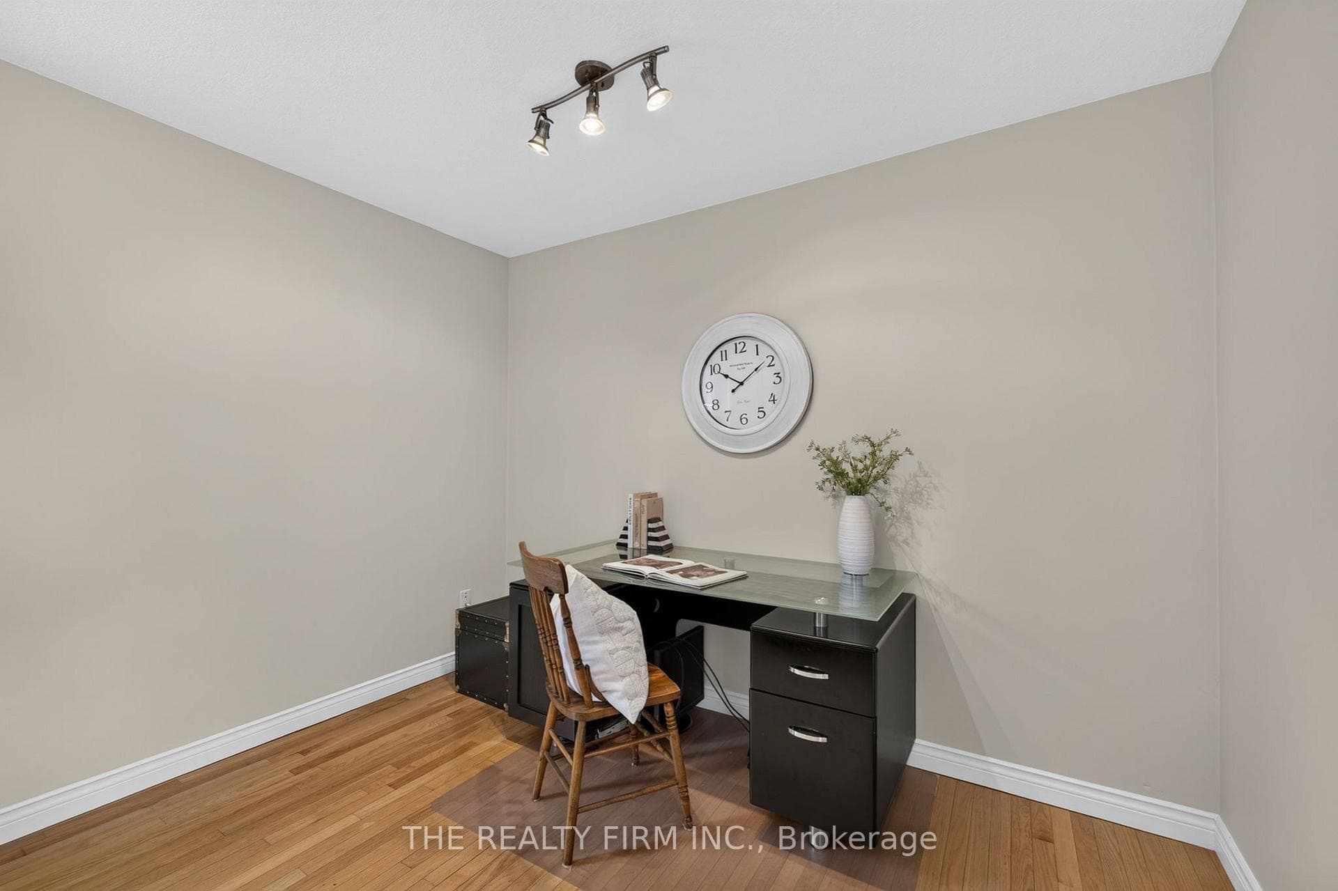 226 Rainbow Avenue photo 7