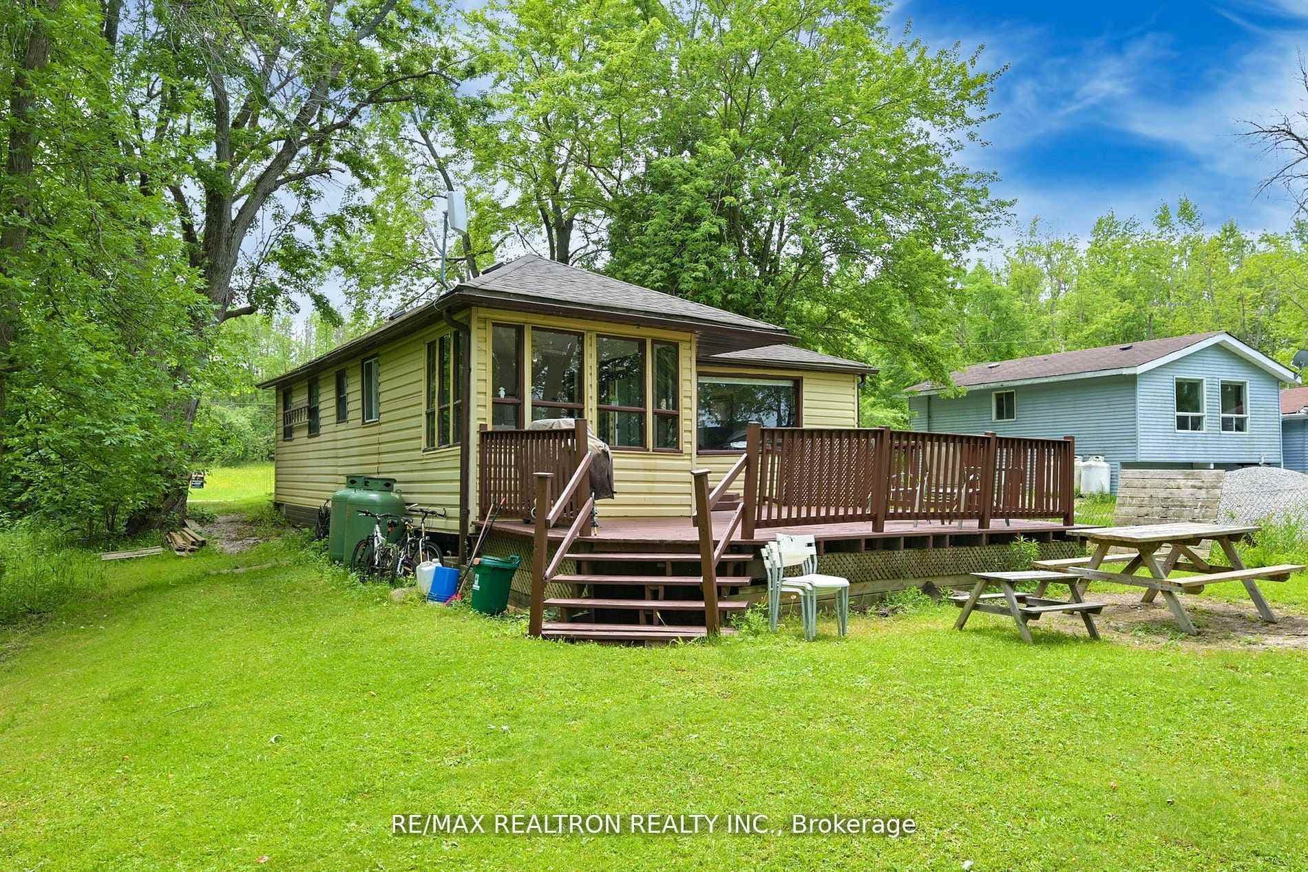 6090 Sheba Drive photo 31