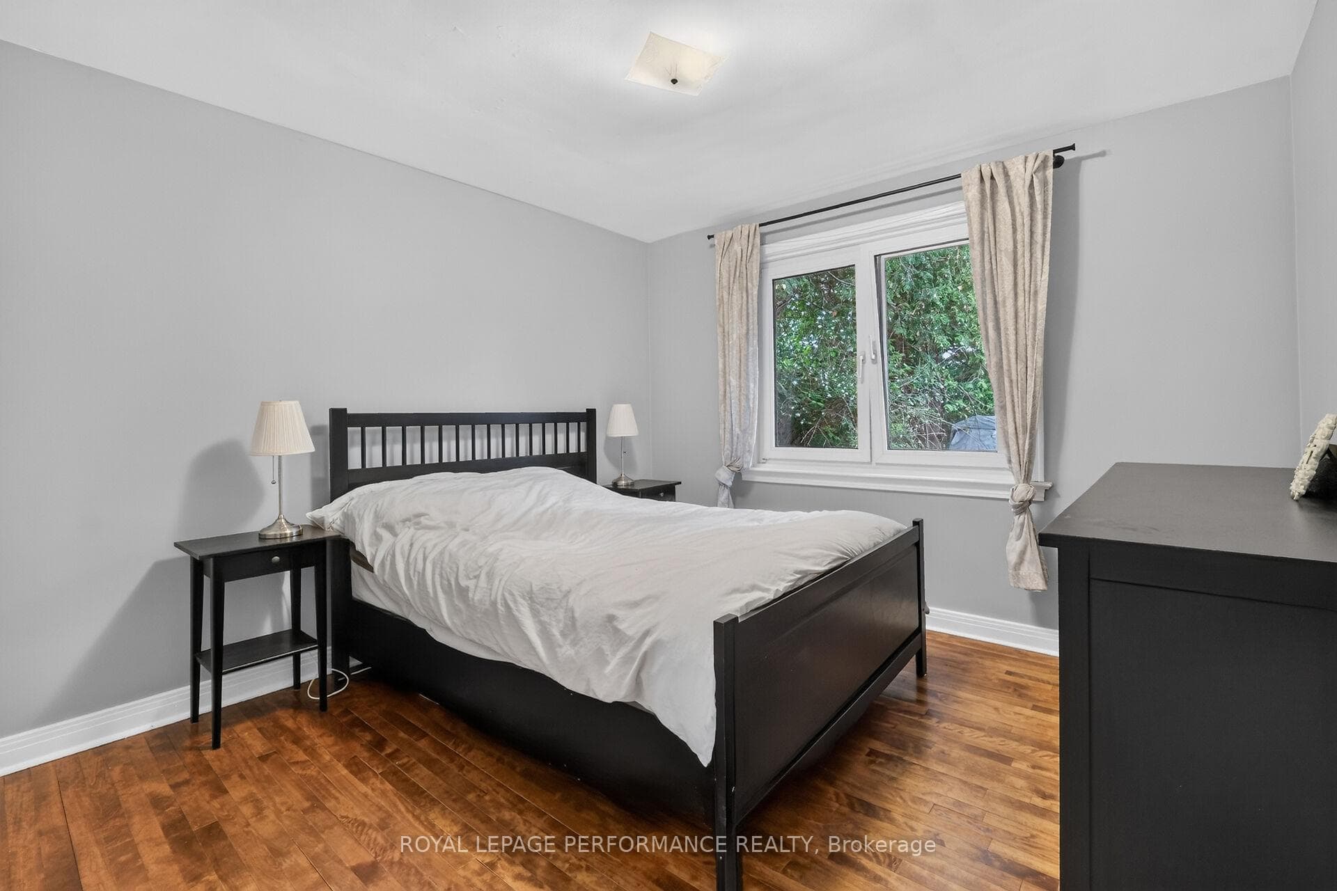 105 Crownhill Street photo 12