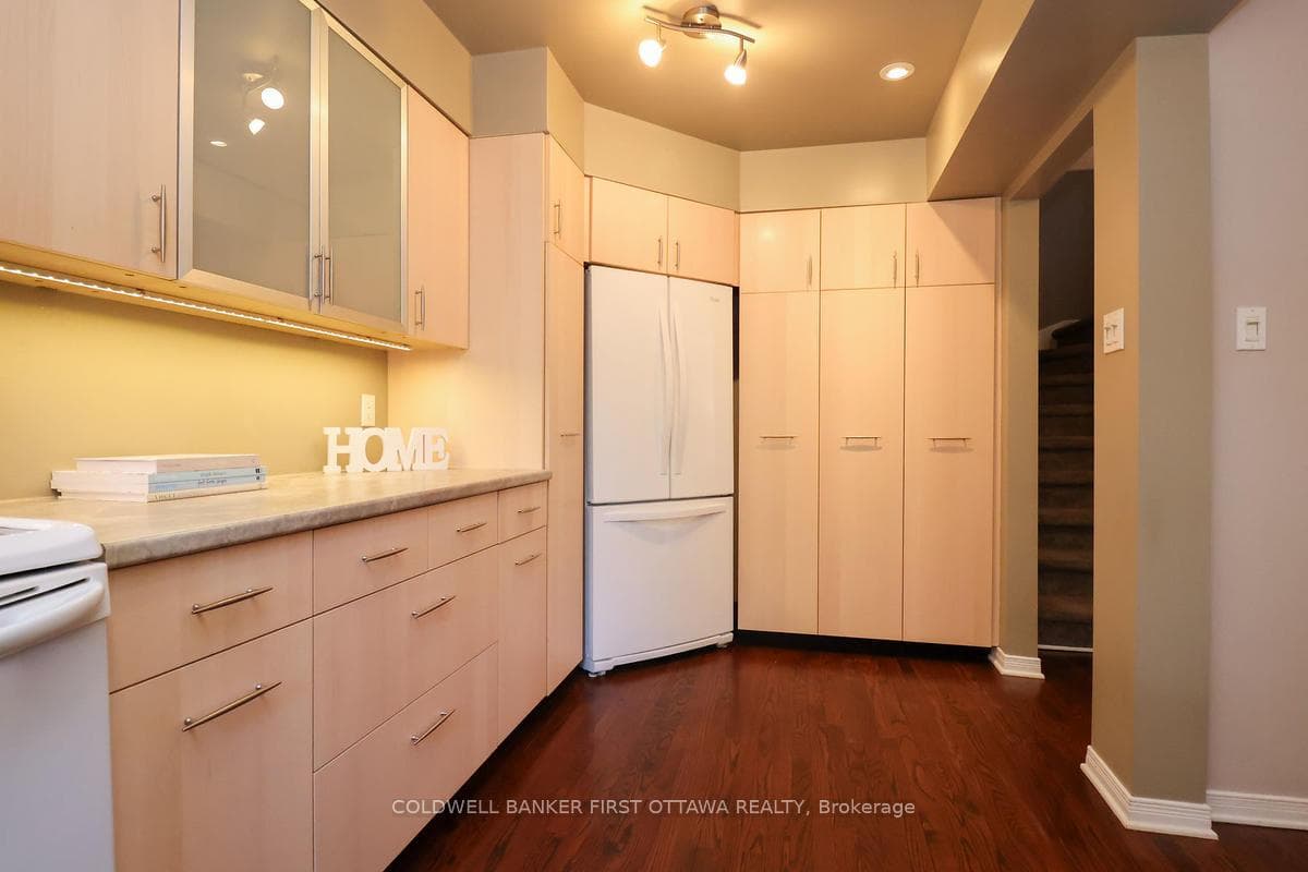 All white appliances.