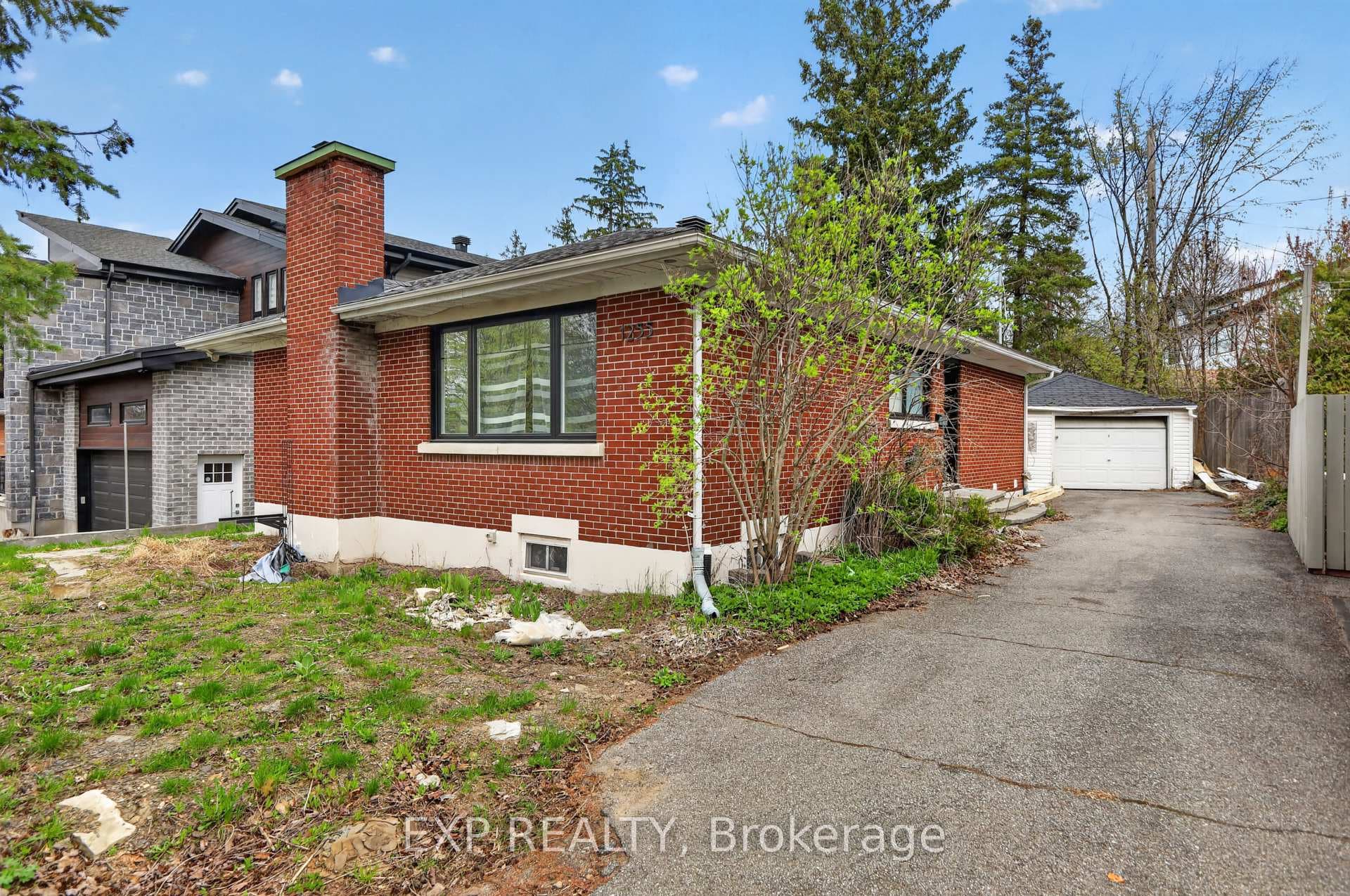 1255 Evans Boulevard photo 3