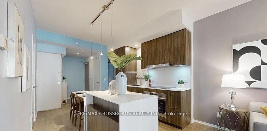 1 Bloor Street Unit 3208 photo 8