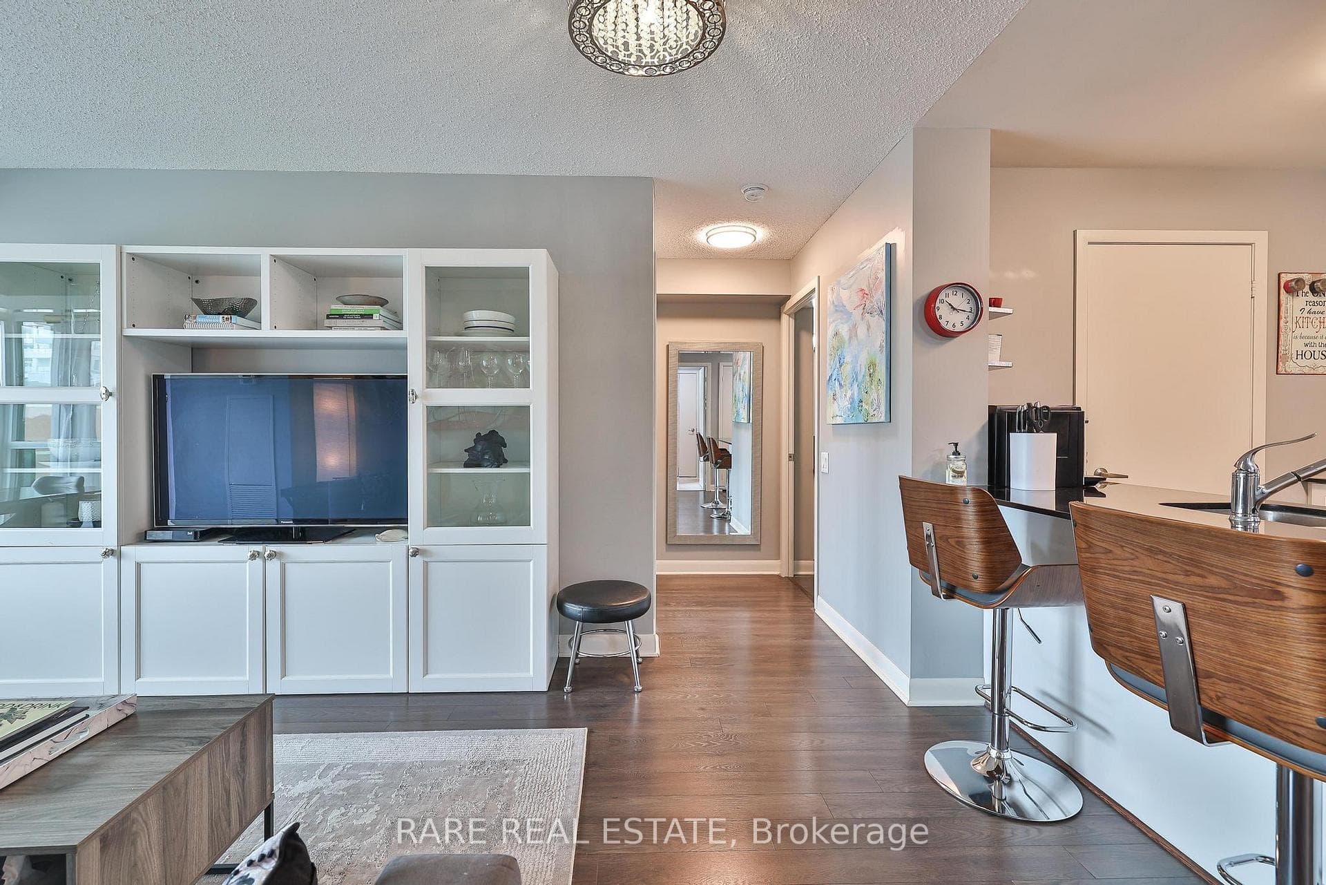 525 Wilson Avenue Unit 513 photo 6