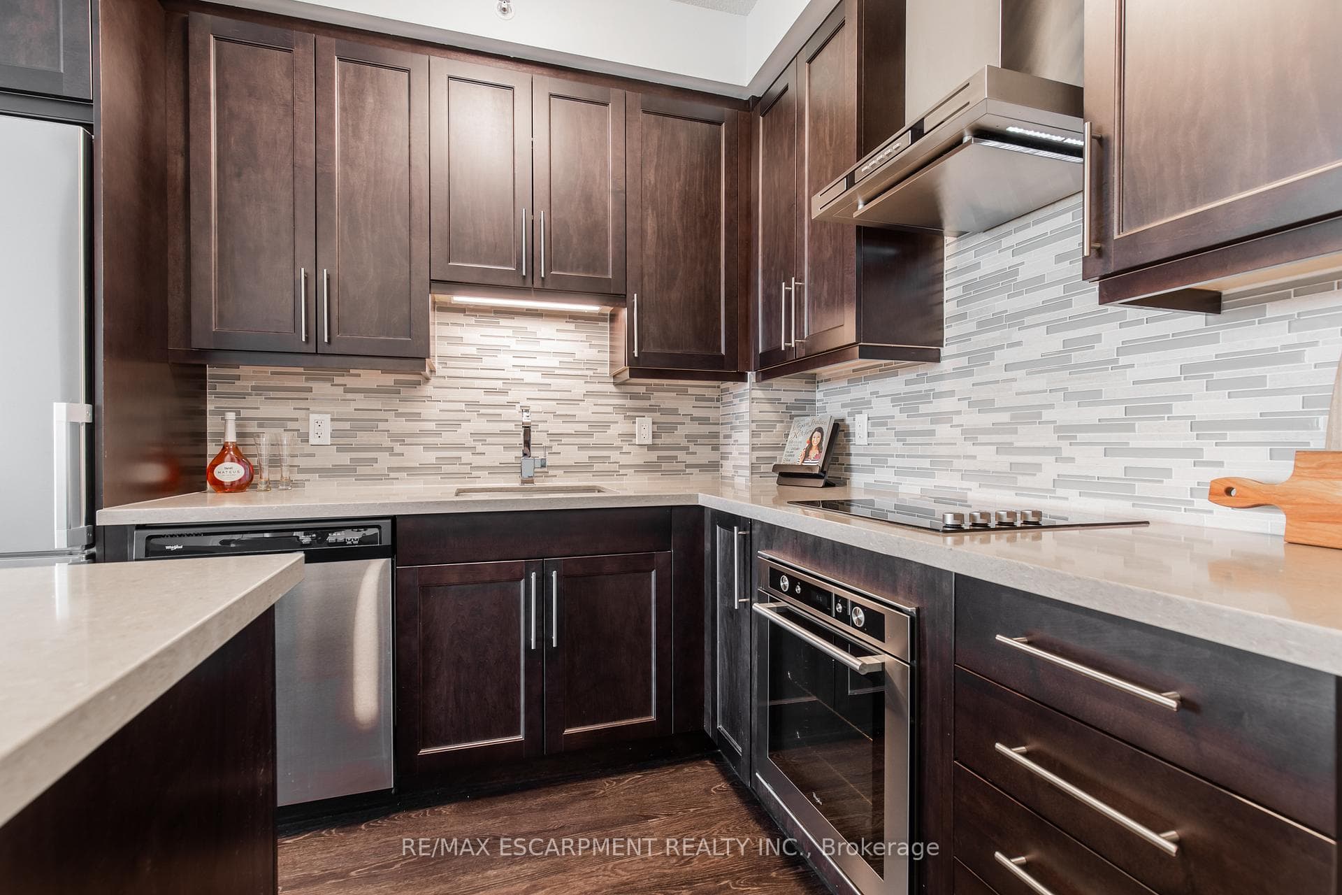 2081 Fairview Street Unit 1704 photo 10