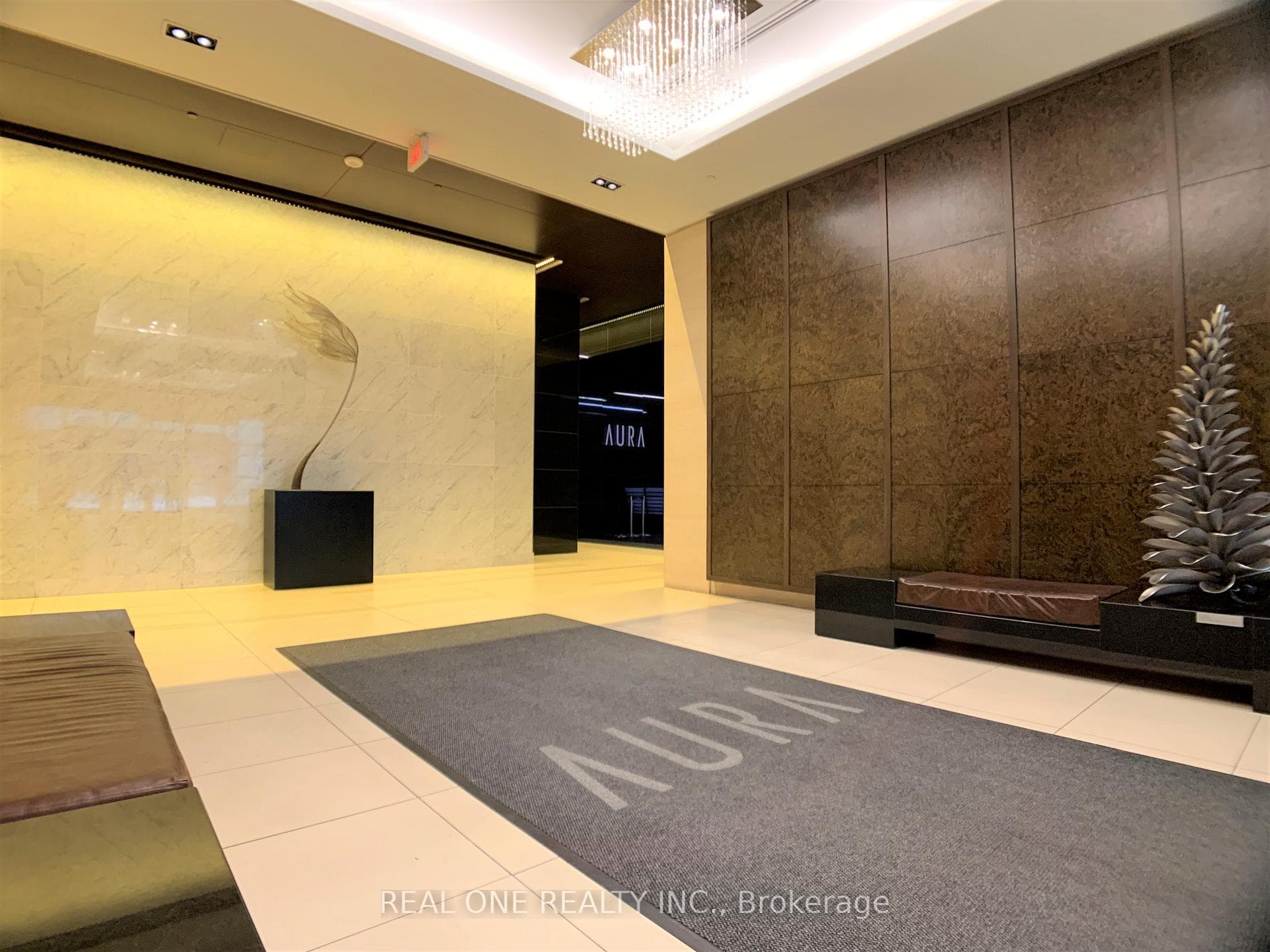 386 Yonge Street Unit 1222 photo 17