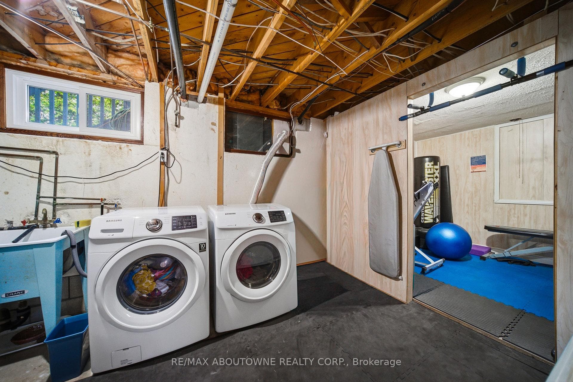 1100 Shaw Street photo 35