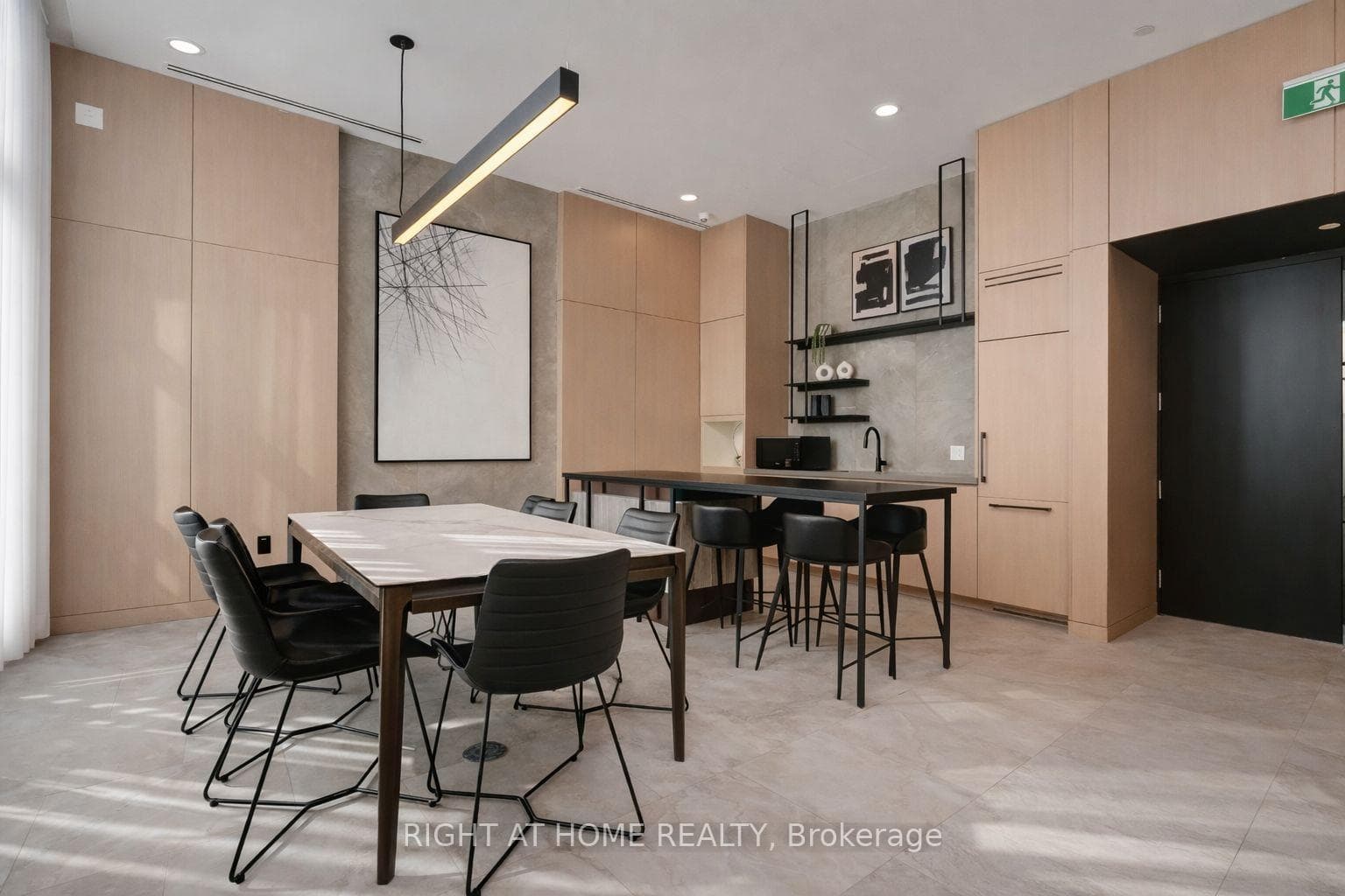 10 James Street Unit 306 photo 12