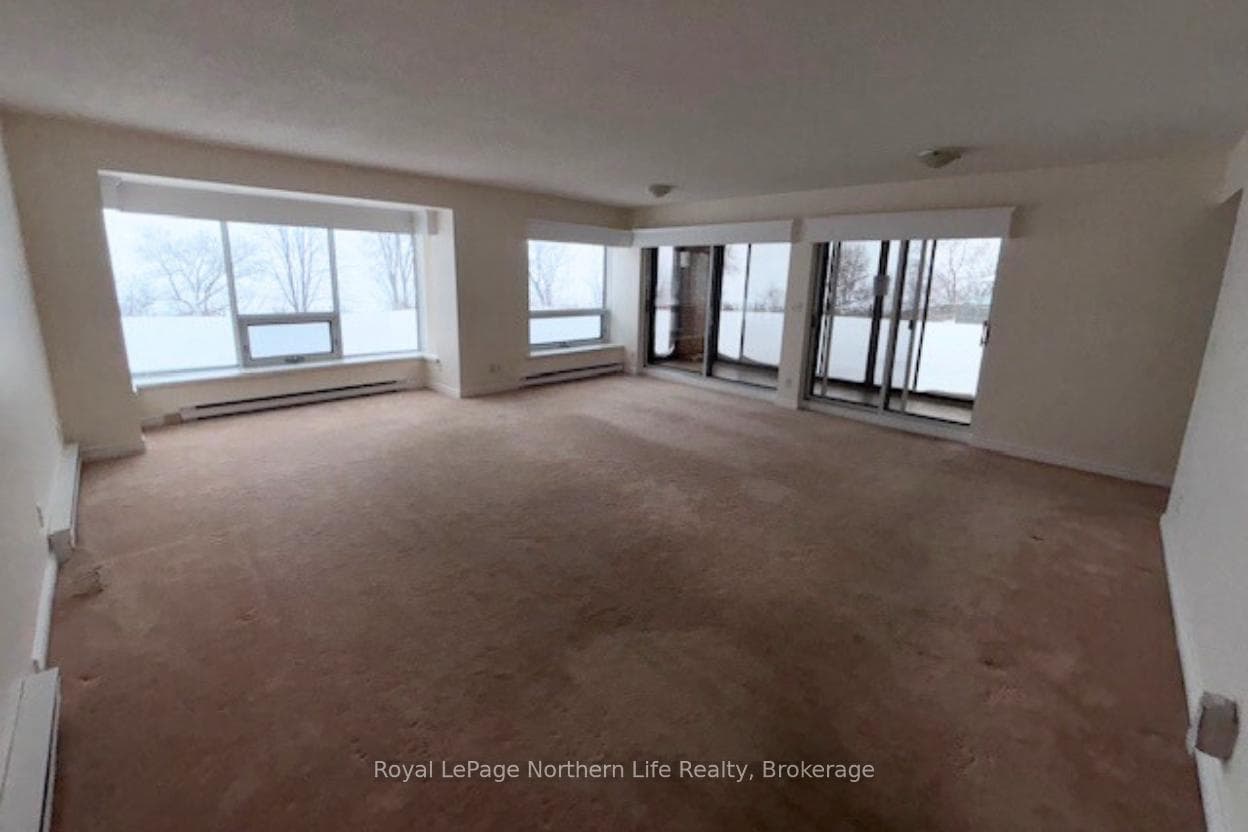 155 Timmins Street Unit 114 photo 18