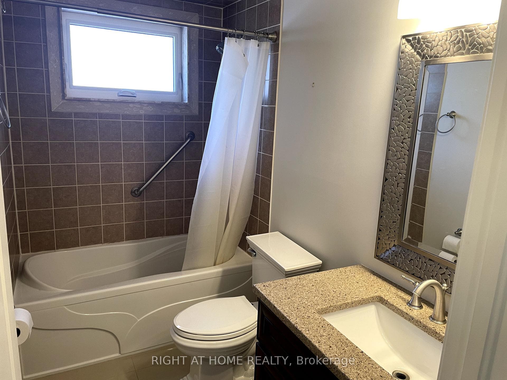 54 Seaton Drive photo 7