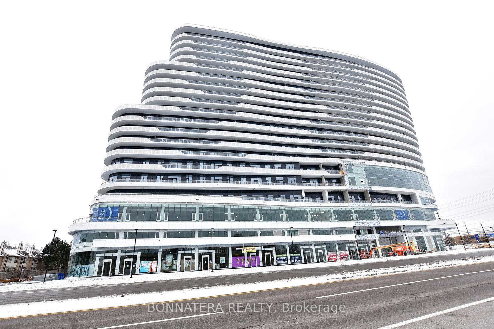 2520 Eglinton Avenue Unit 1613 photo 1
